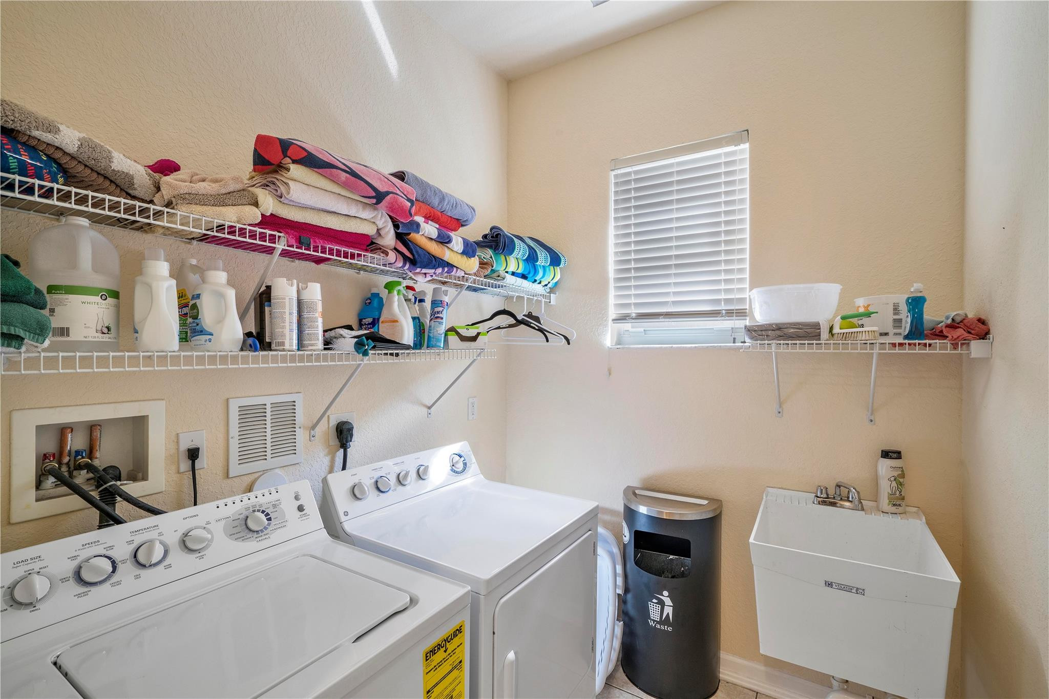 12319 NW 77th Mnr