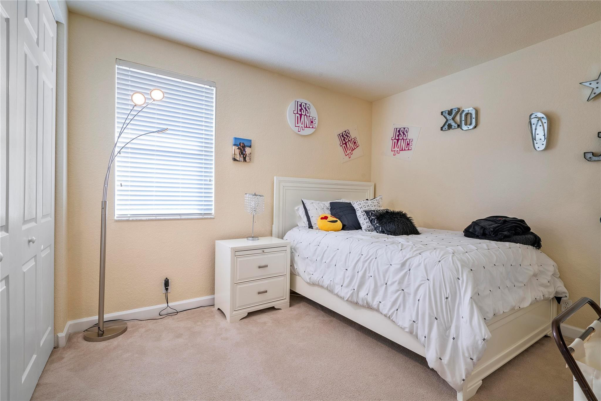 12319 NW 77th Mnr