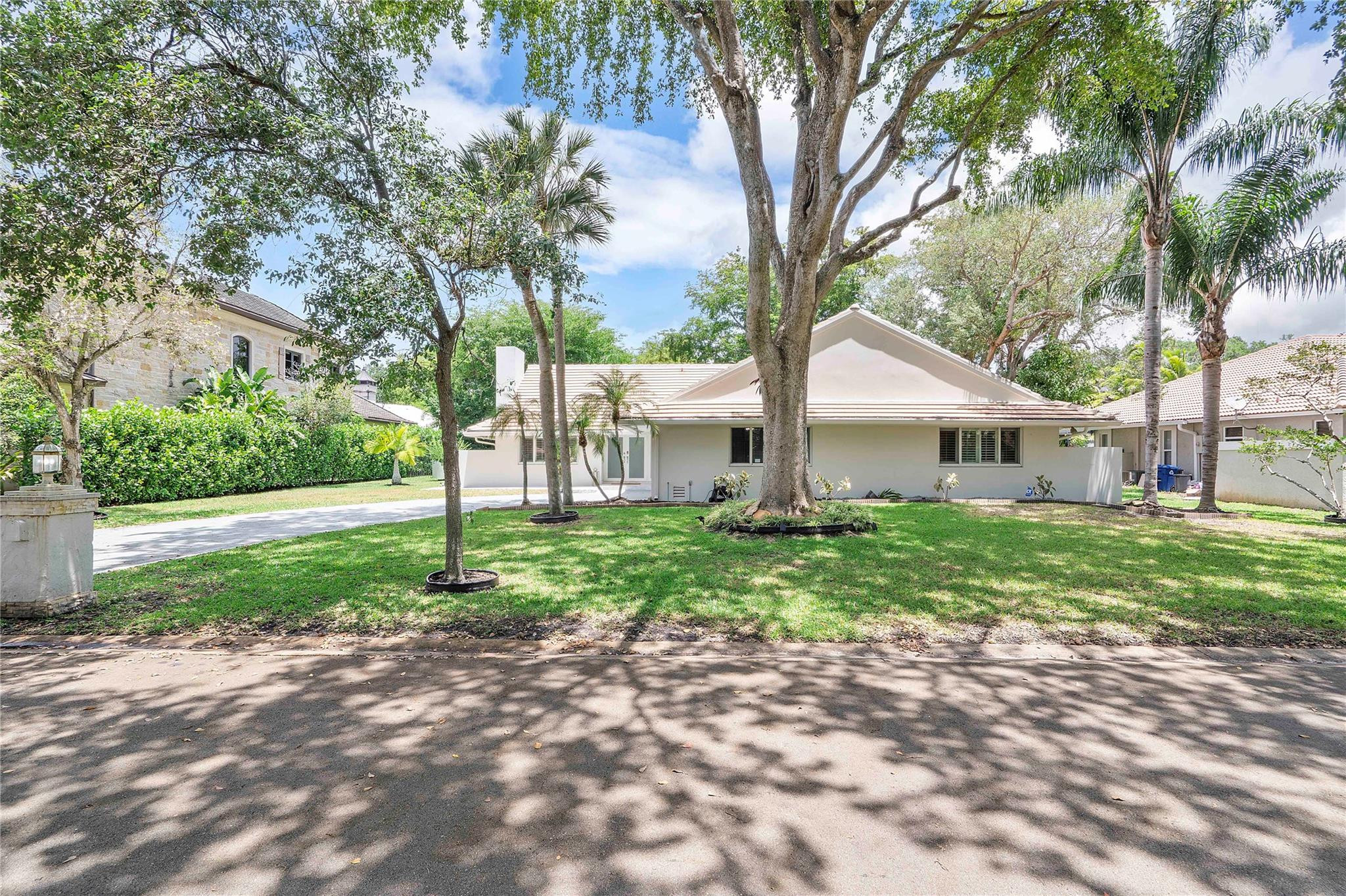 10209 Vestal Ct