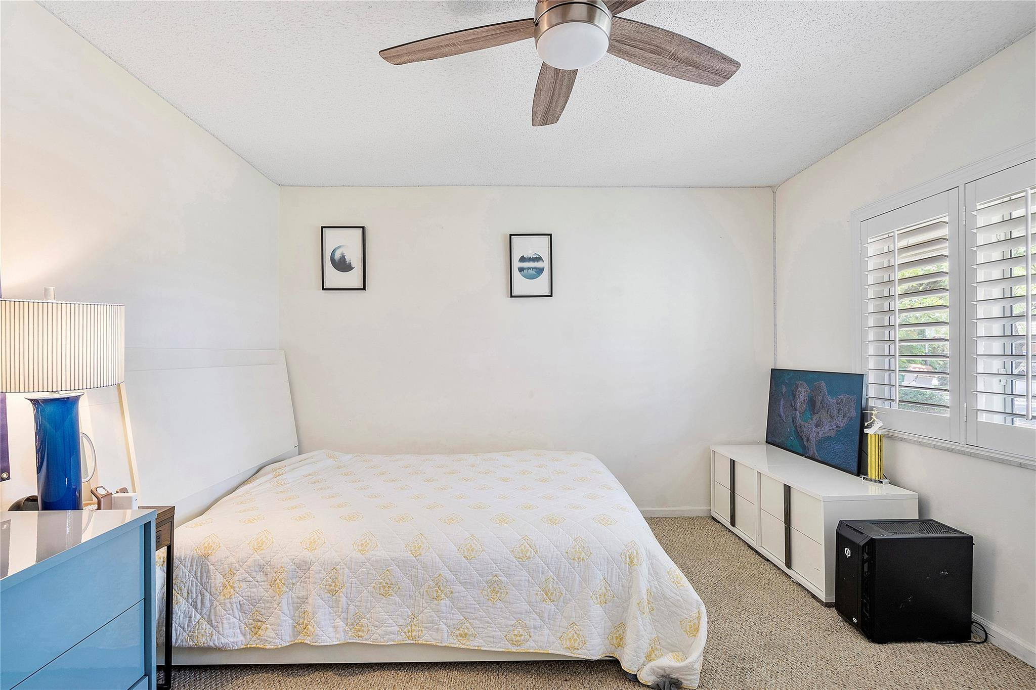 10209 Vestal Ct