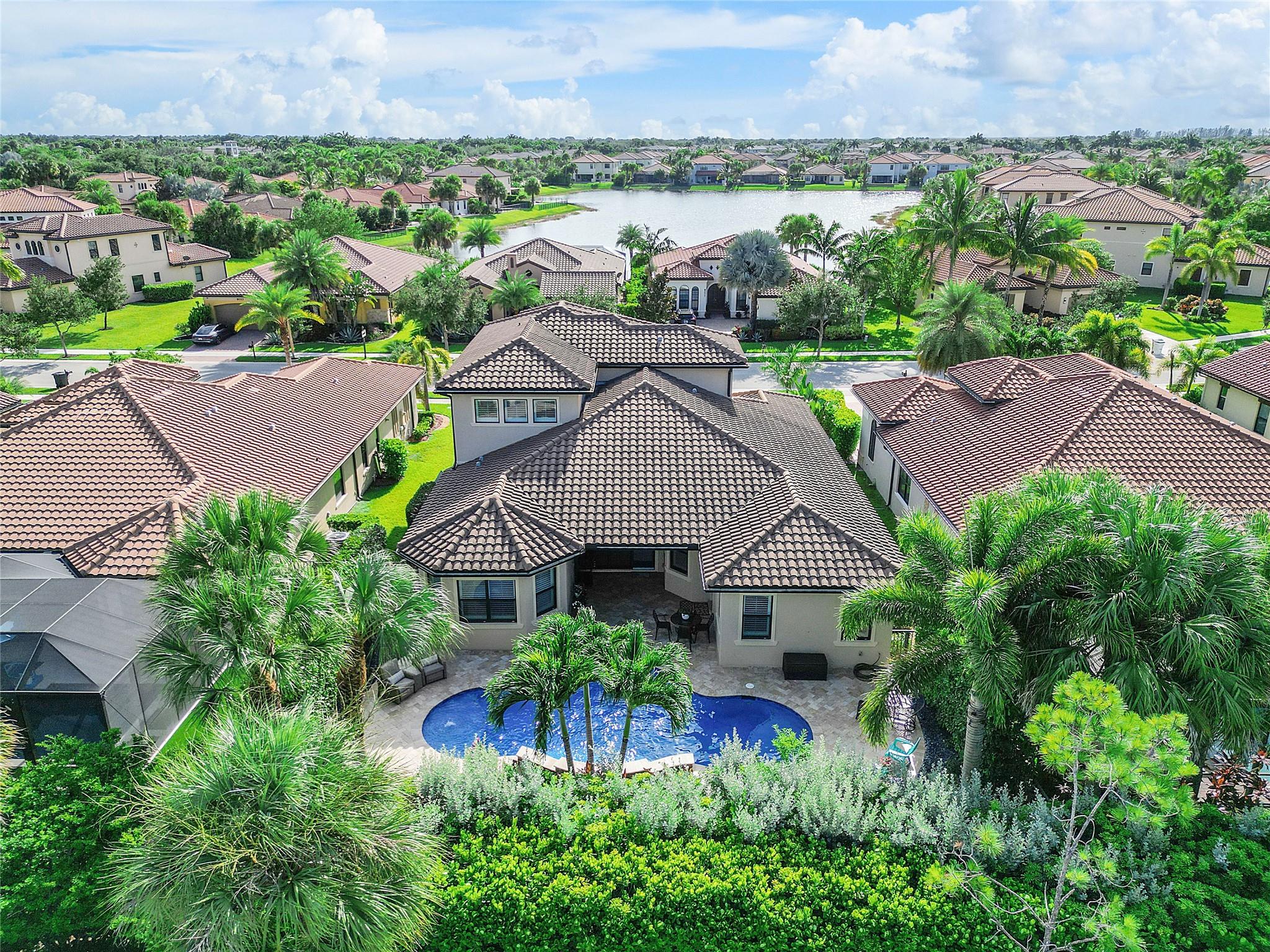 8062 NW 112th Ter