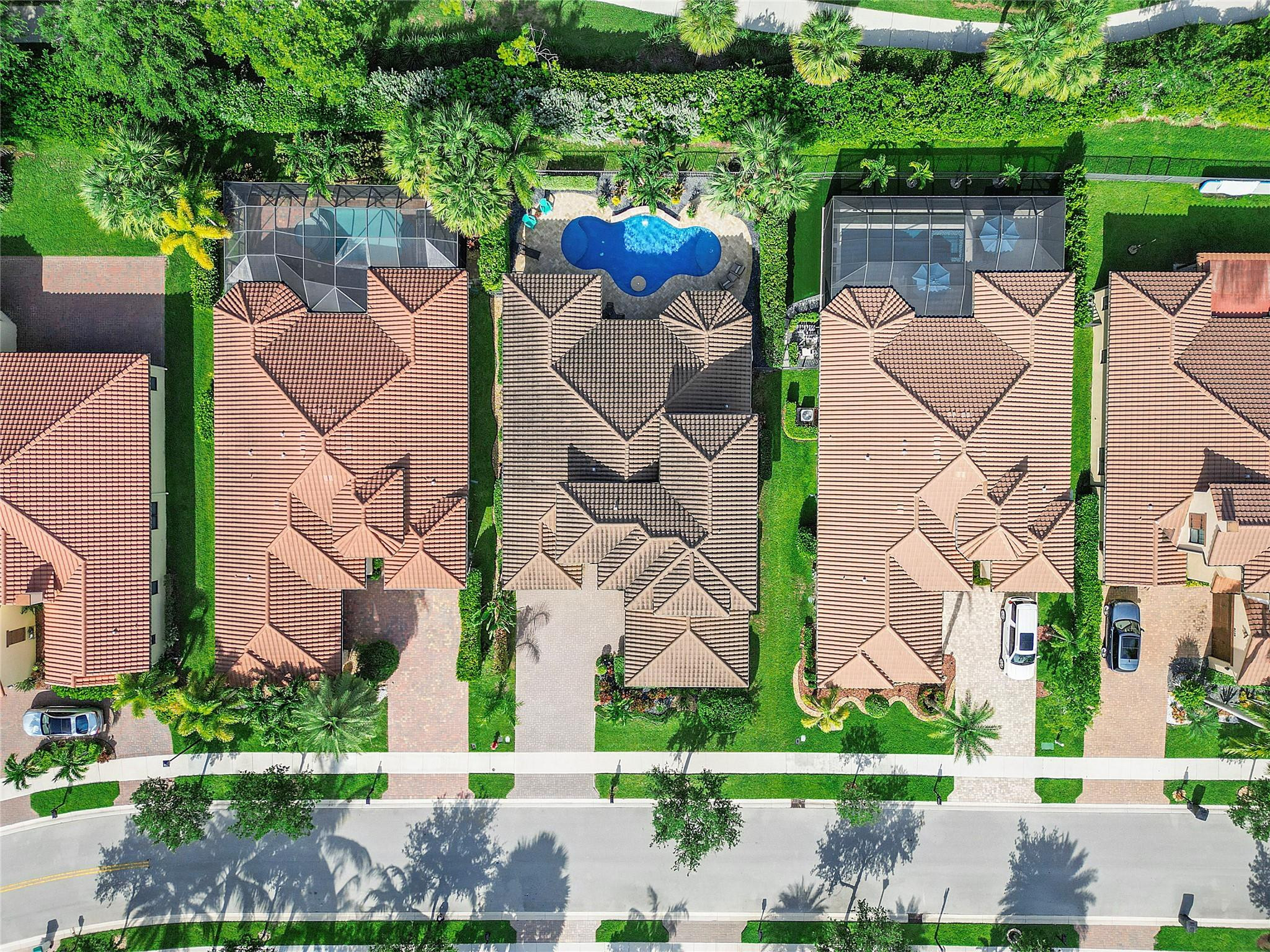8062 NW 112th Ter