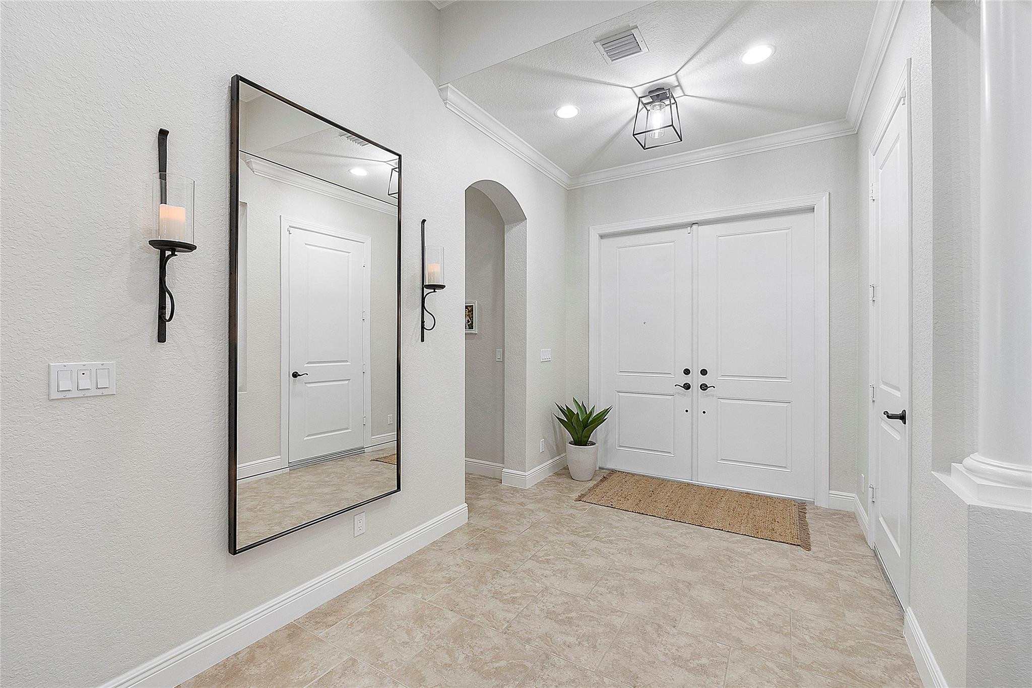 8062 NW 112th Ter