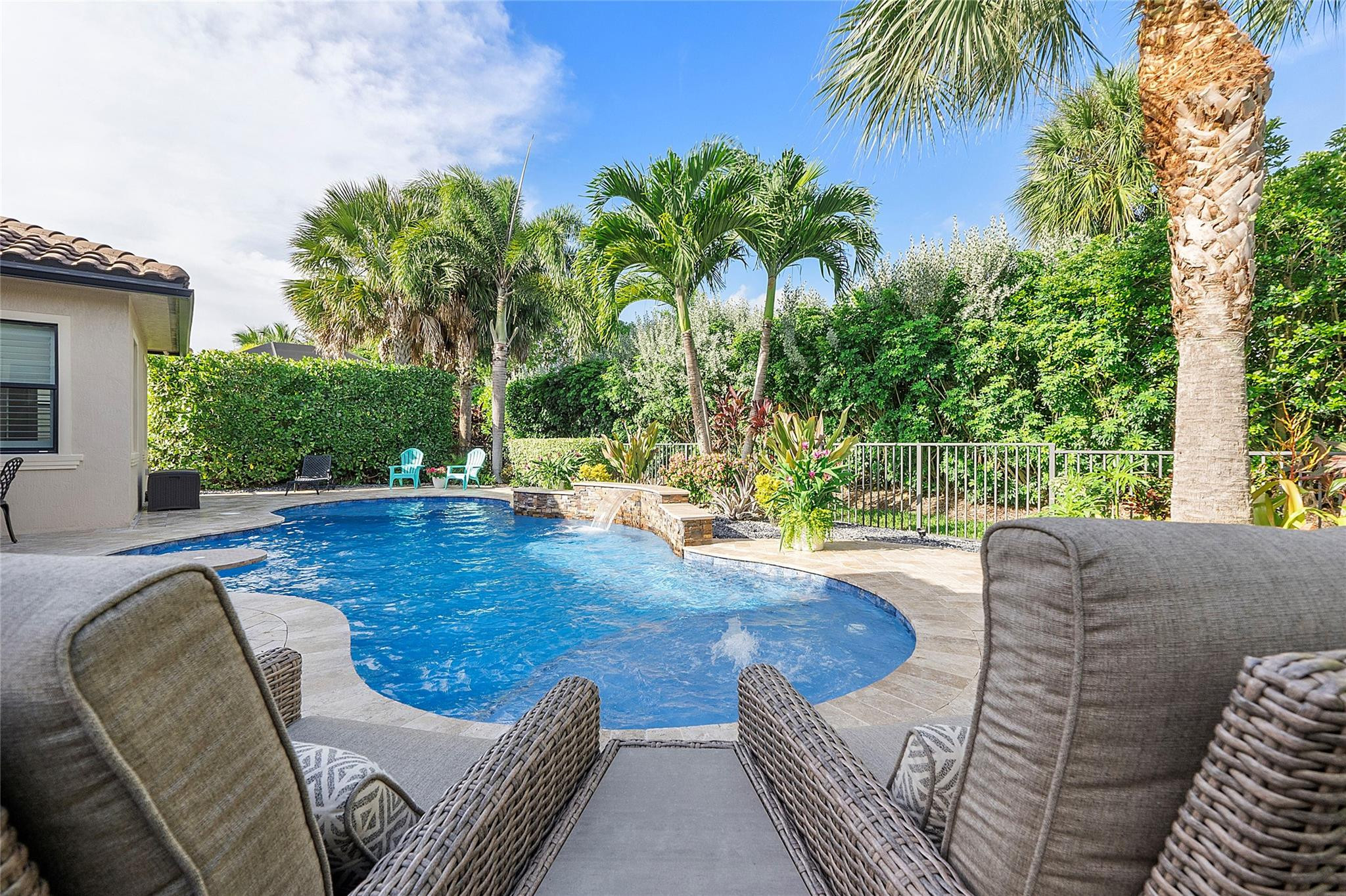 8062 NW 112th Ter