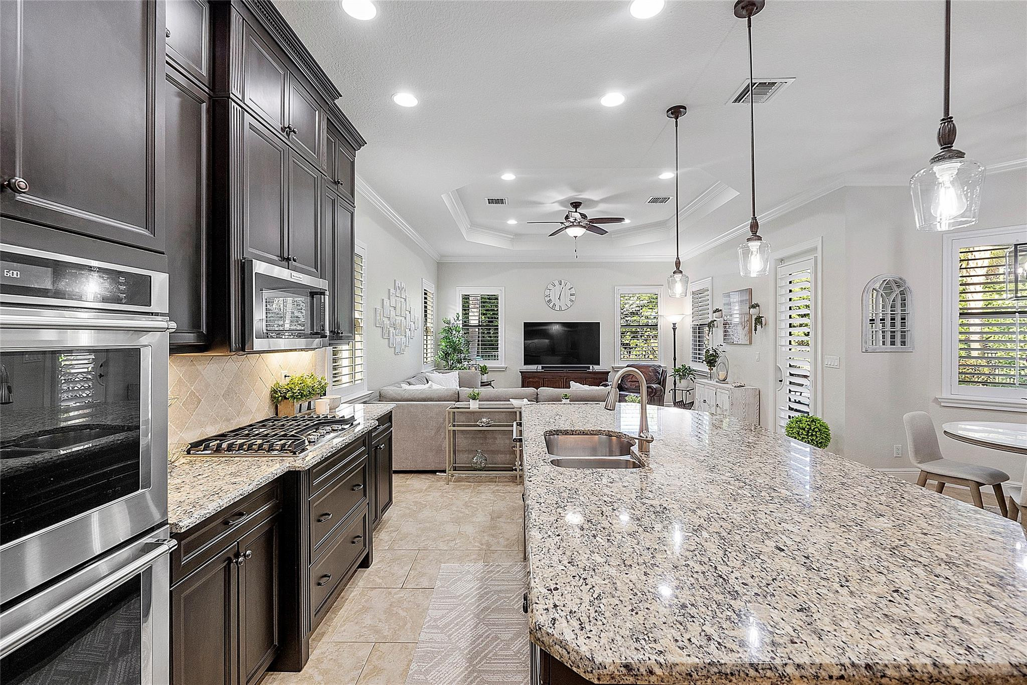 8062 NW 112th Ter