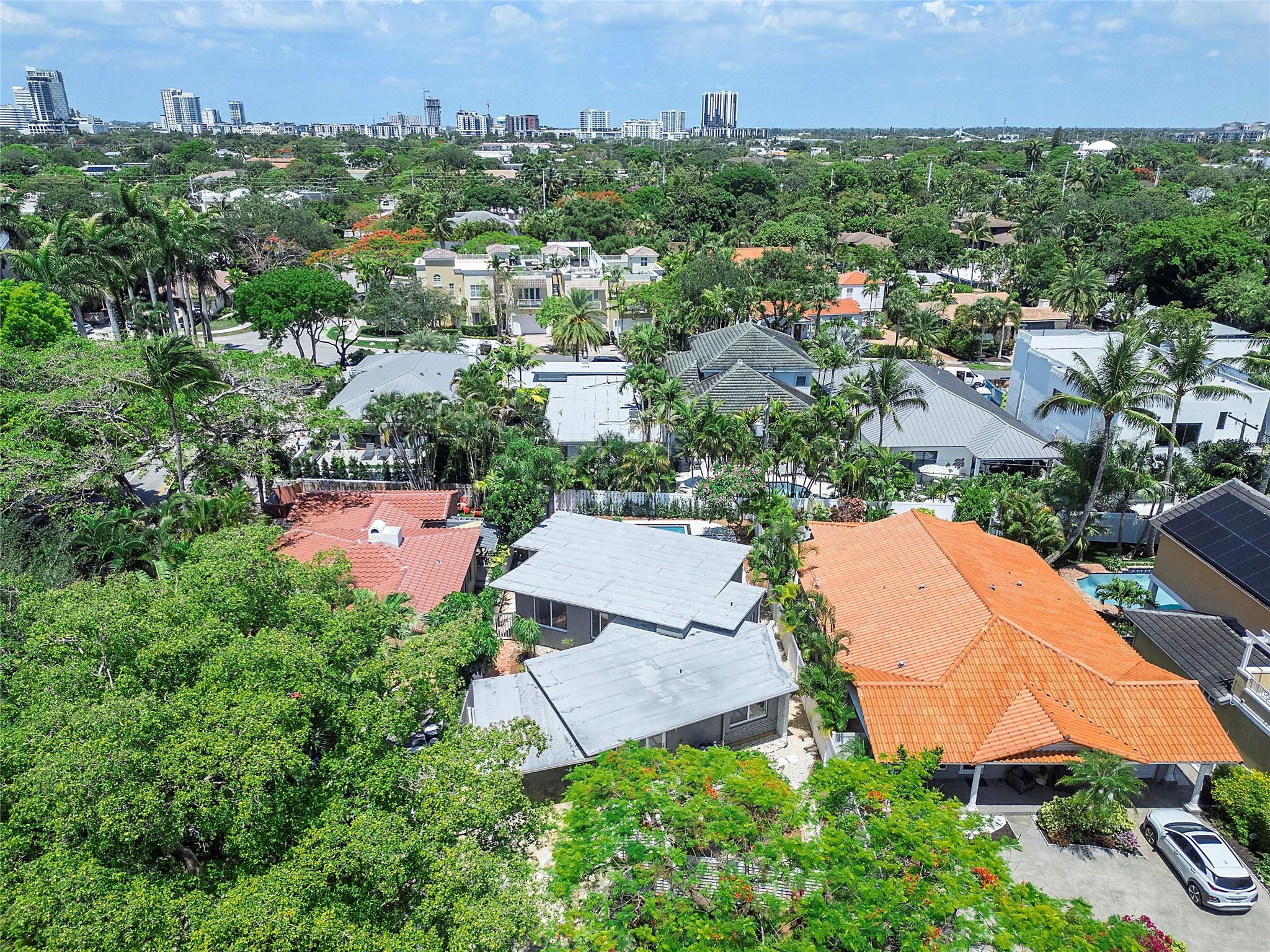 605 N Victoria Park Rd