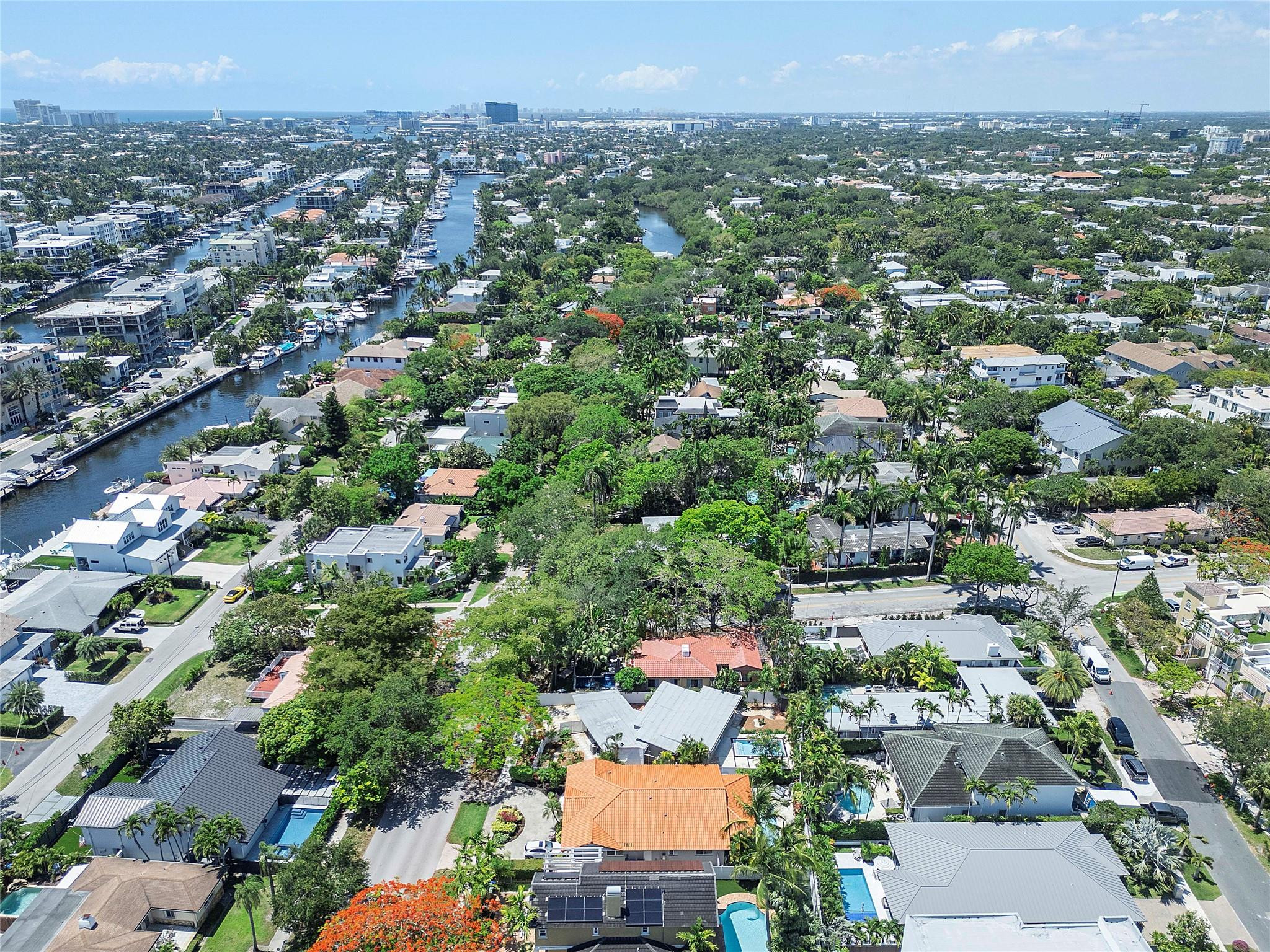 605 N Victoria Park Rd