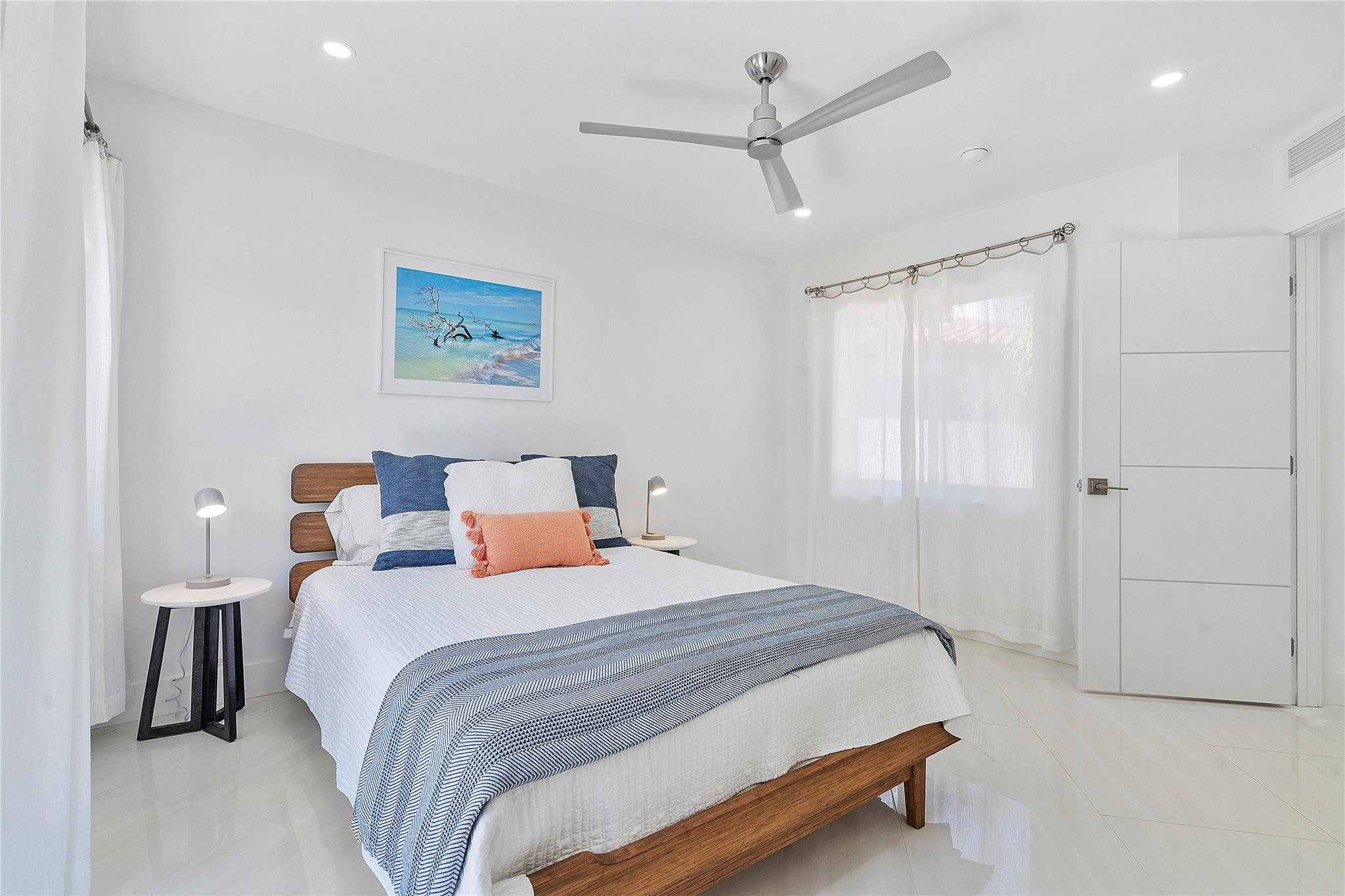 605 N Victoria Park Rd