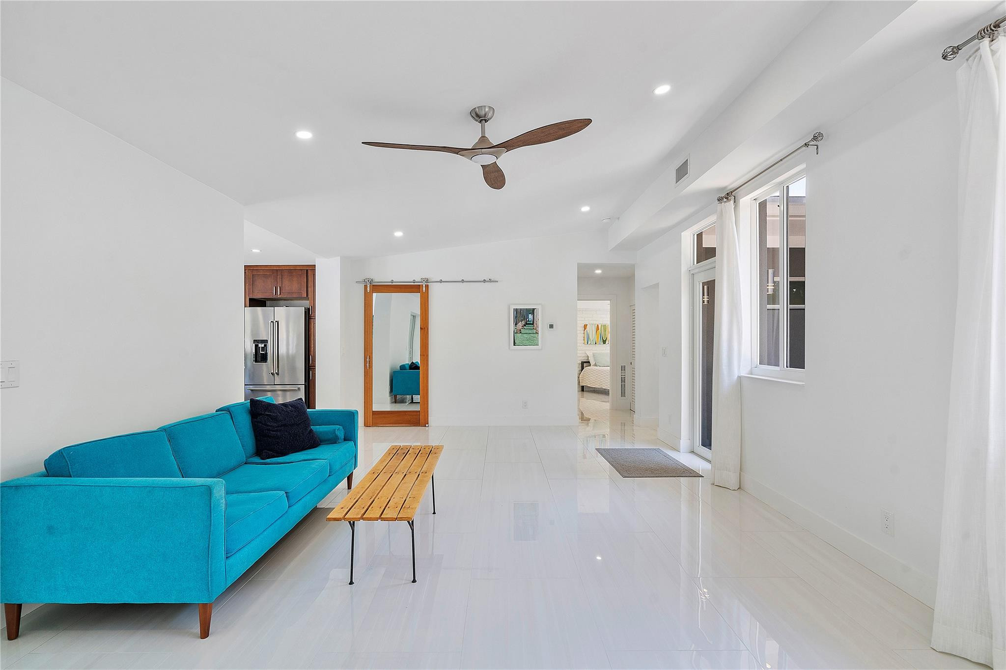 605 N Victoria Park Rd