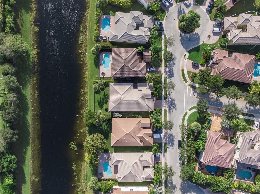 10980 NW 78th Pl