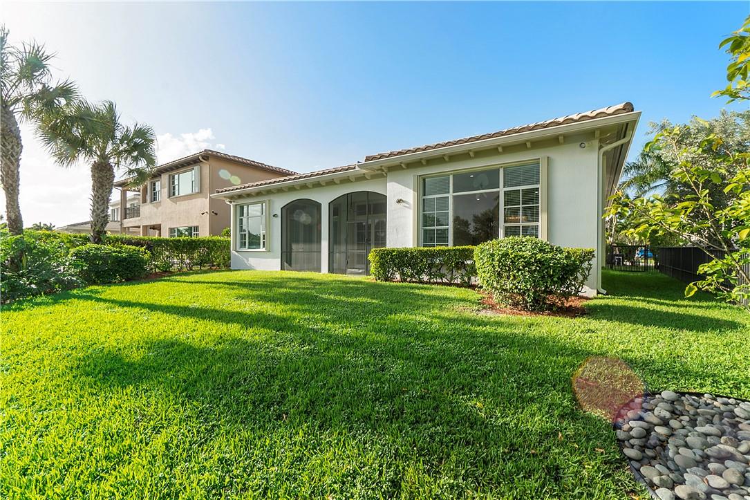 10980 NW 78th Pl
