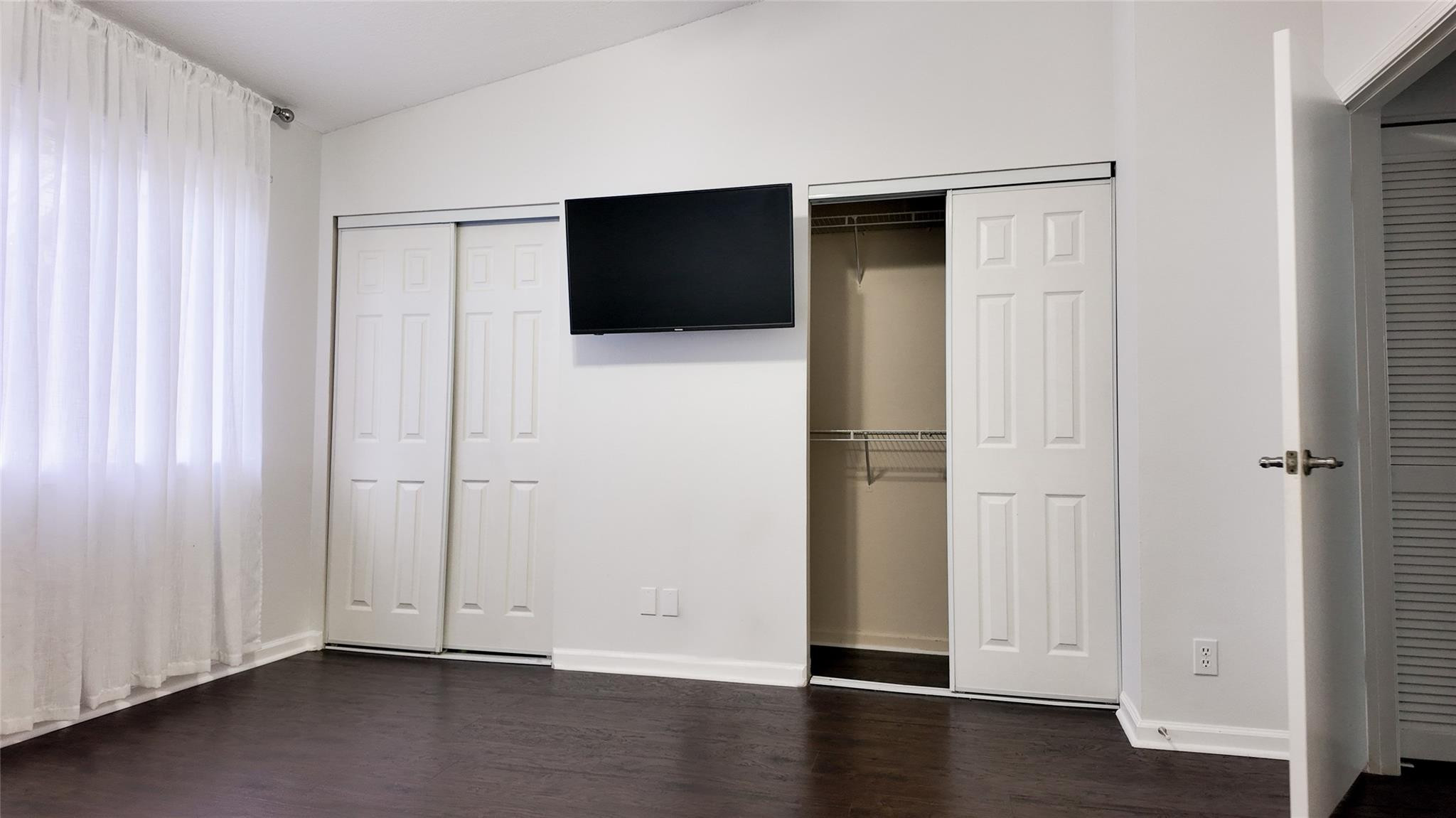 9967 NW 56th Pl 9967