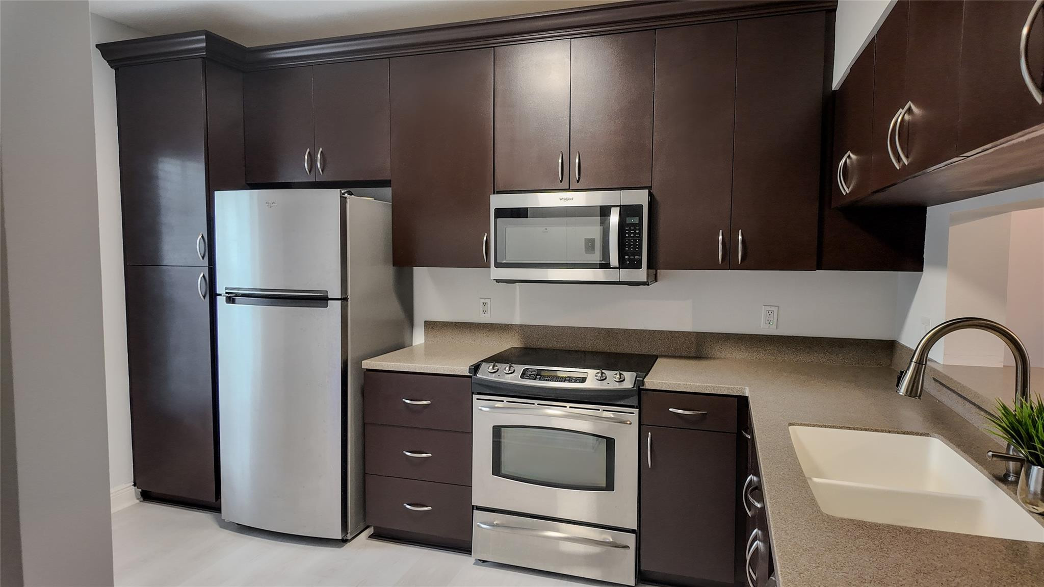 9967 NW 56th Pl 9967