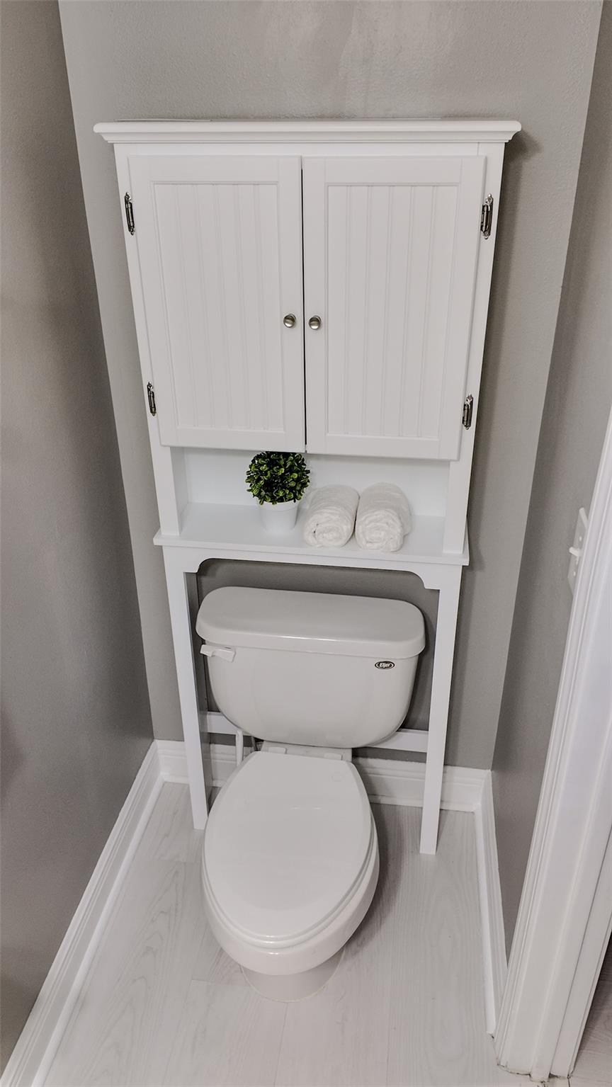 9967 NW 56th Pl 9967