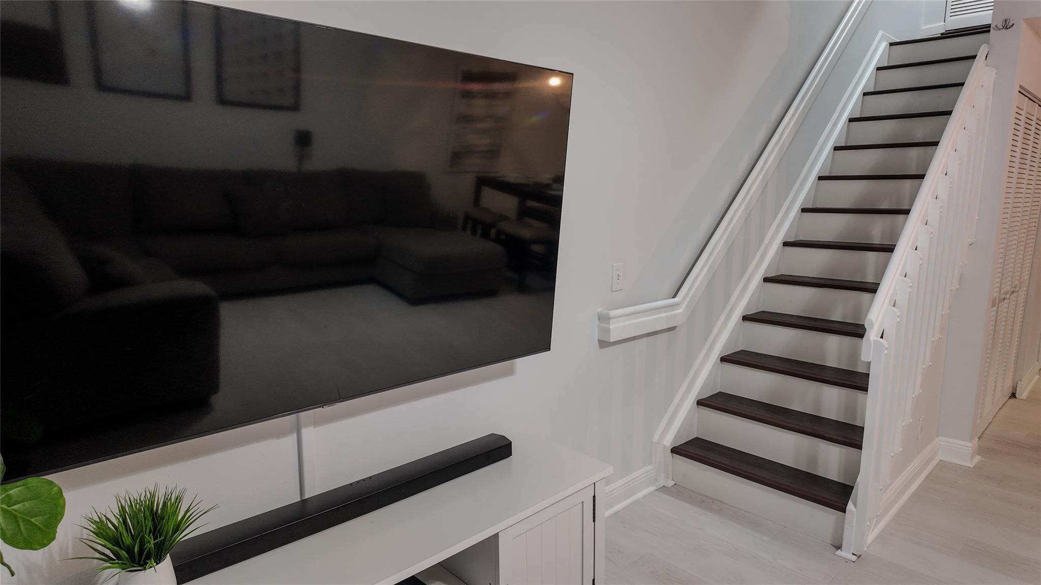 9967 NW 56th Pl 9967