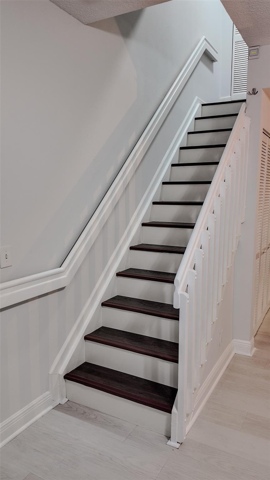 9967 NW 56th Pl 9967