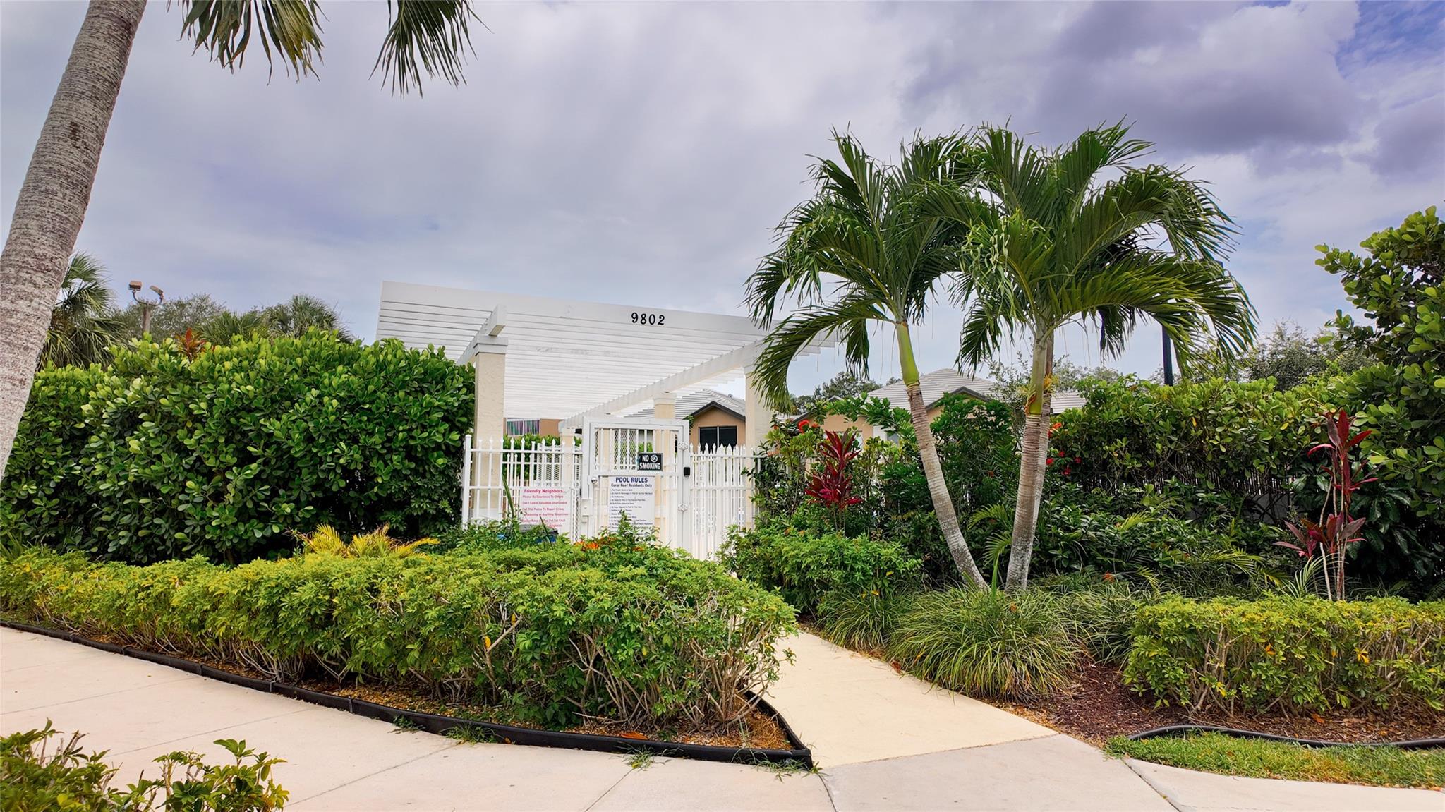 9967 NW 56th Pl 9967