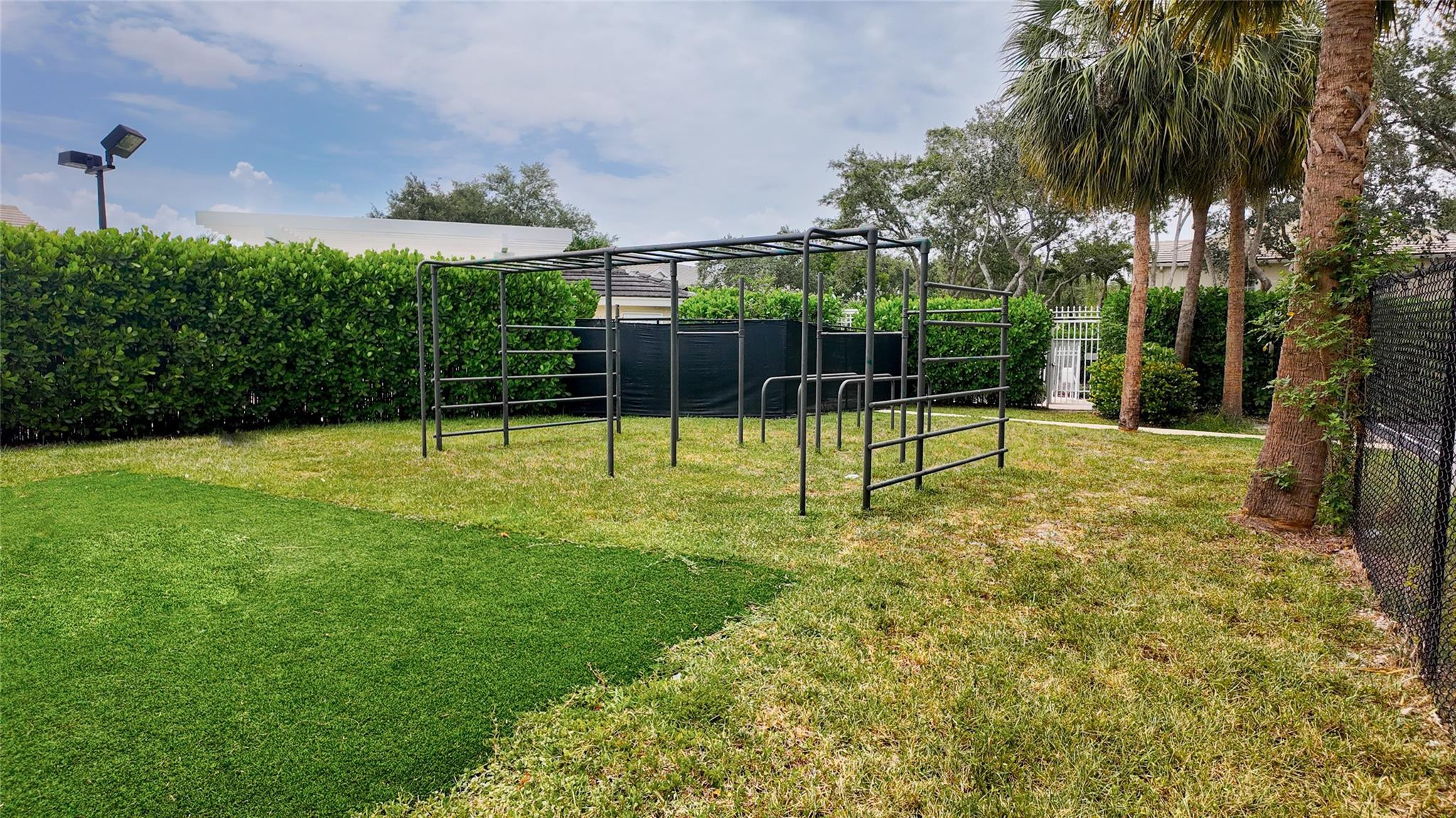 9967 NW 56th Pl 9967