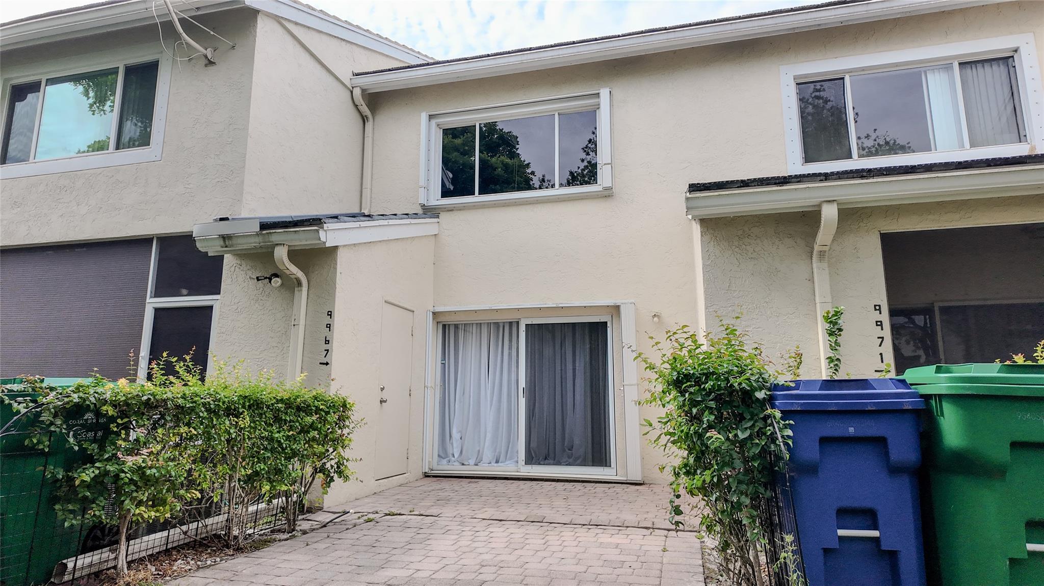 9967 NW 56th Pl 9967