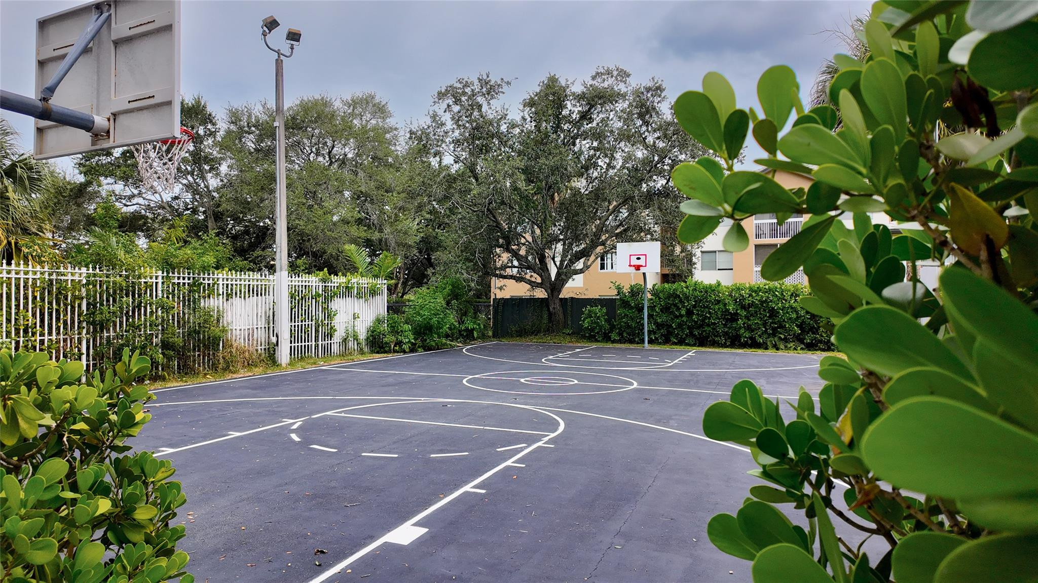 9967 NW 56th Pl 9967