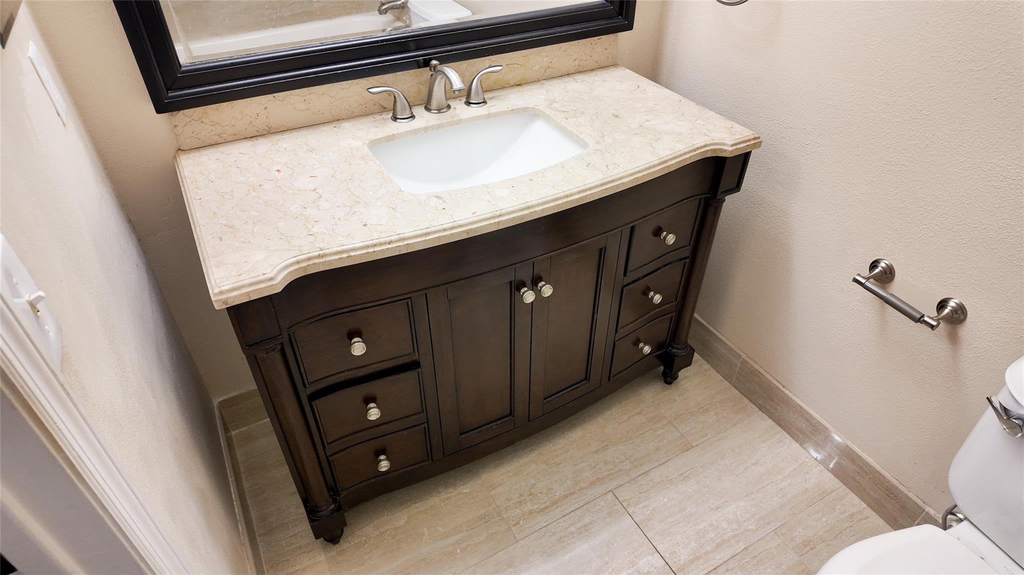 9967 NW 56th Pl 9967