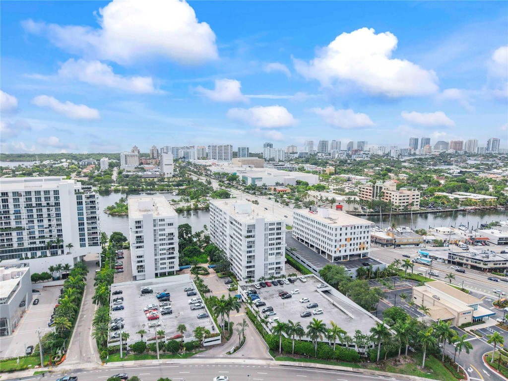 1160 N Federal Hwy 1020