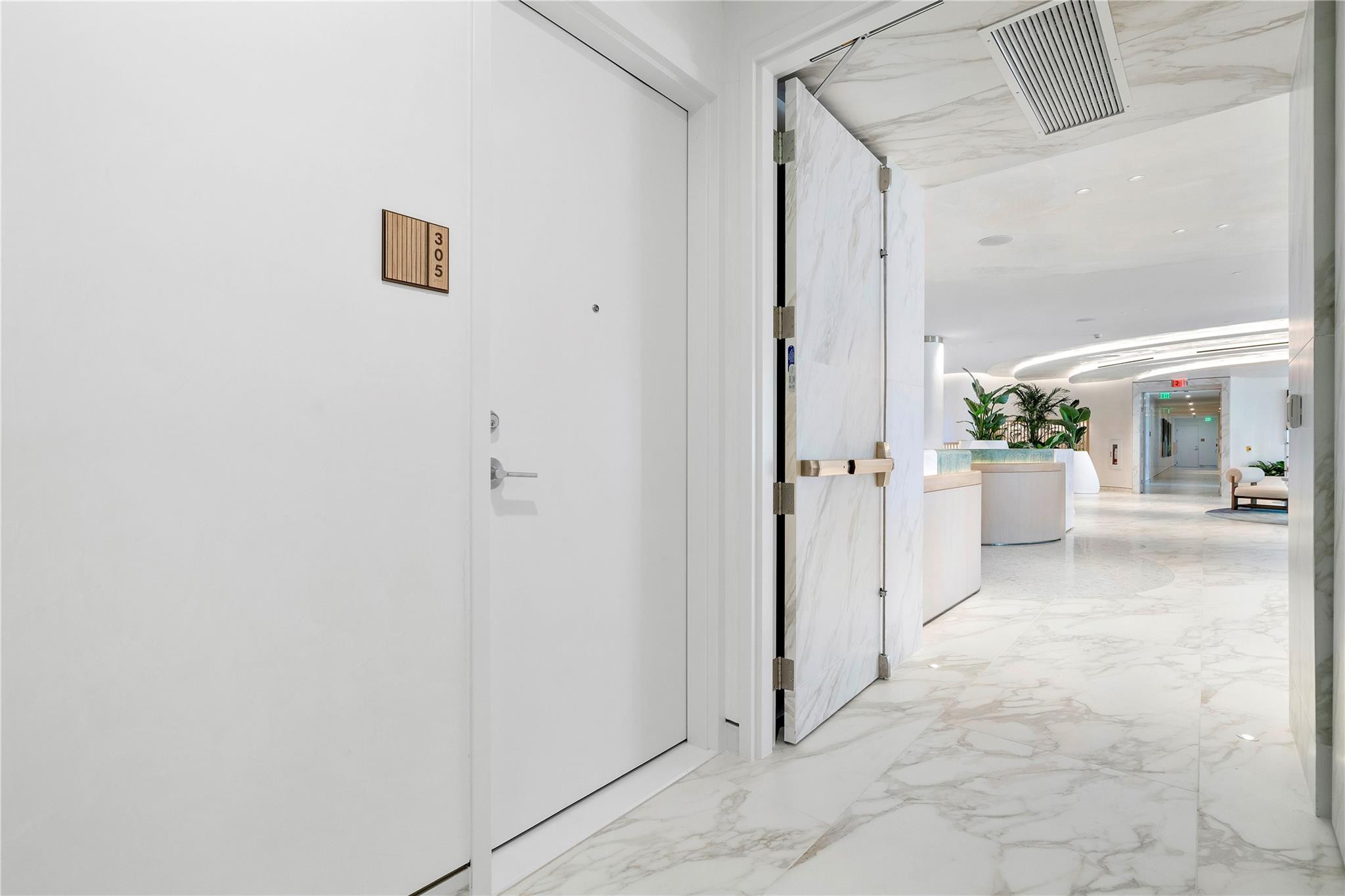 900 N Ocean 305