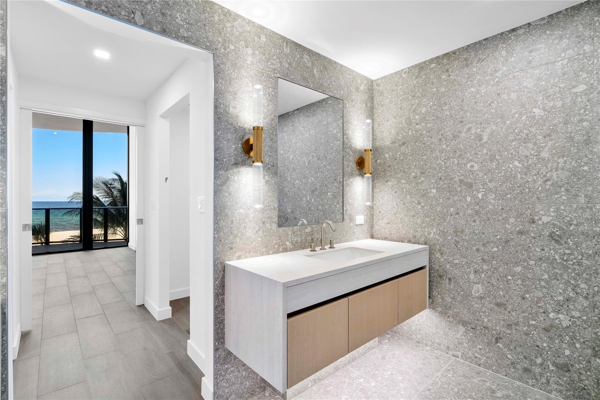 900 N Ocean 305