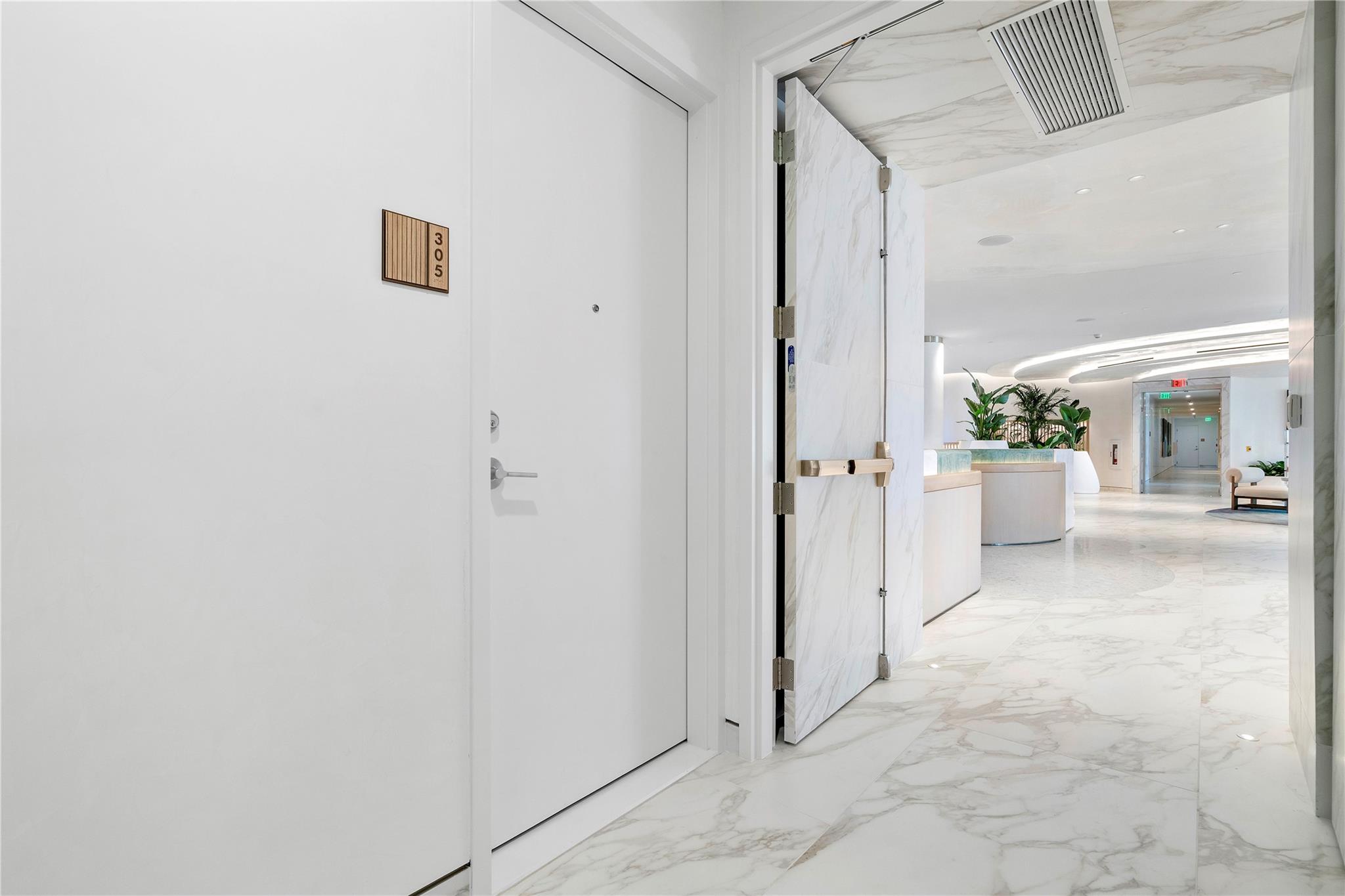 900 N Ocean 305