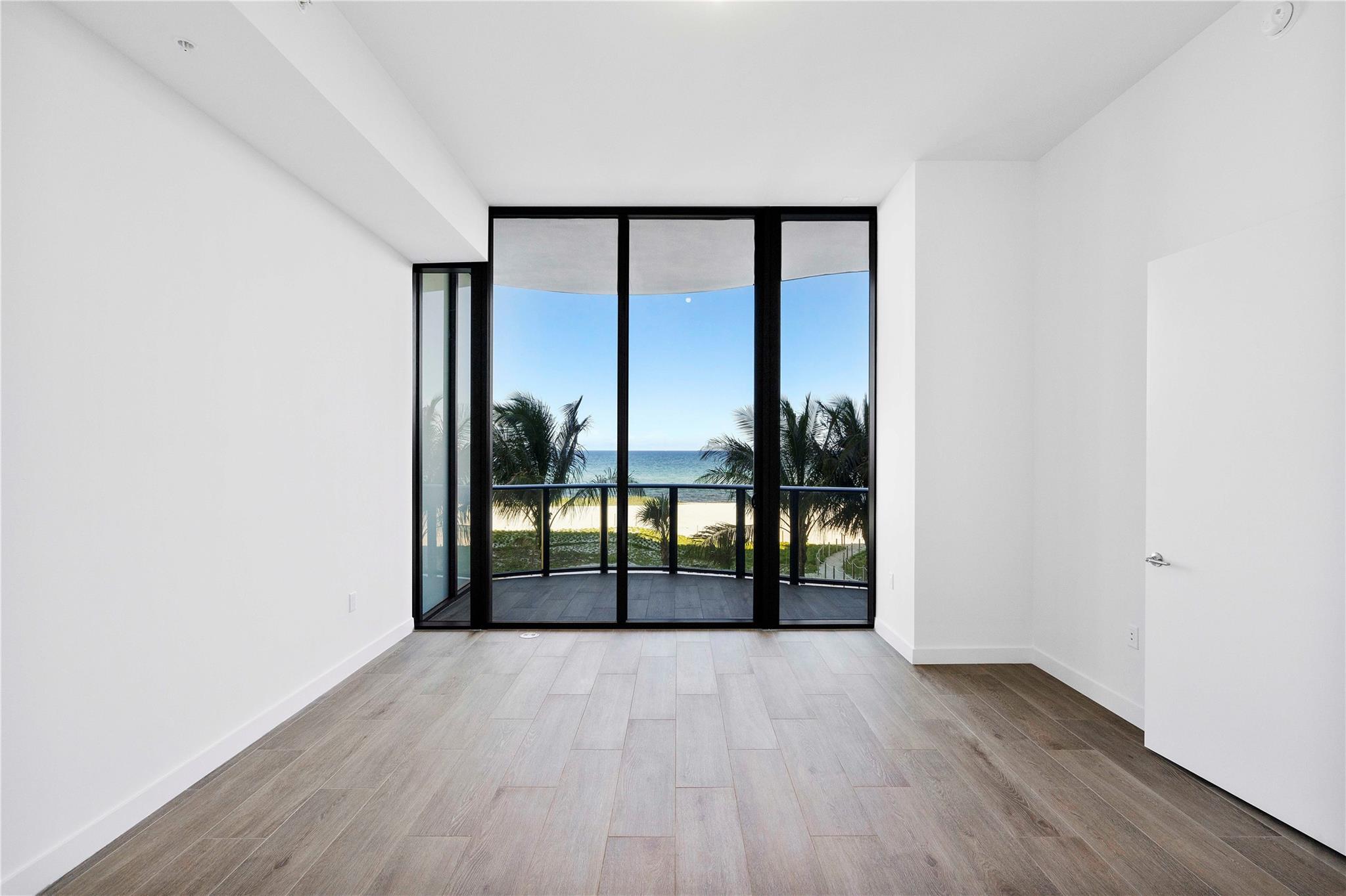 900 N Ocean 305