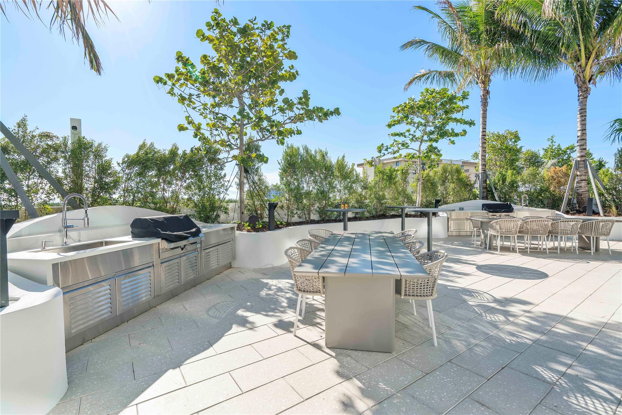900 N Ocean 305