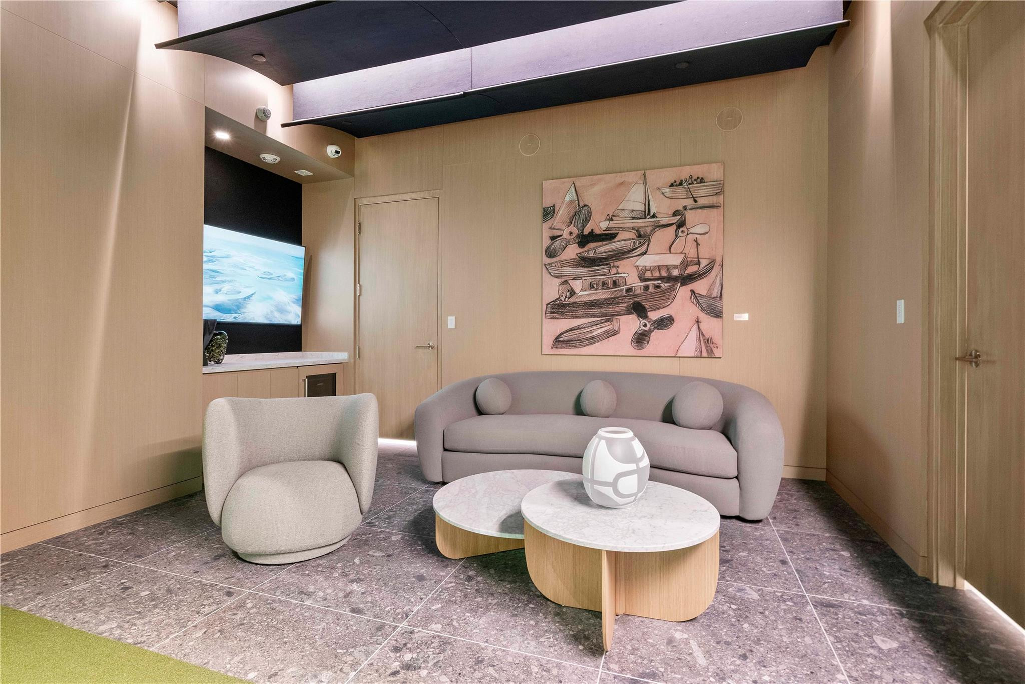 900 N Ocean 305