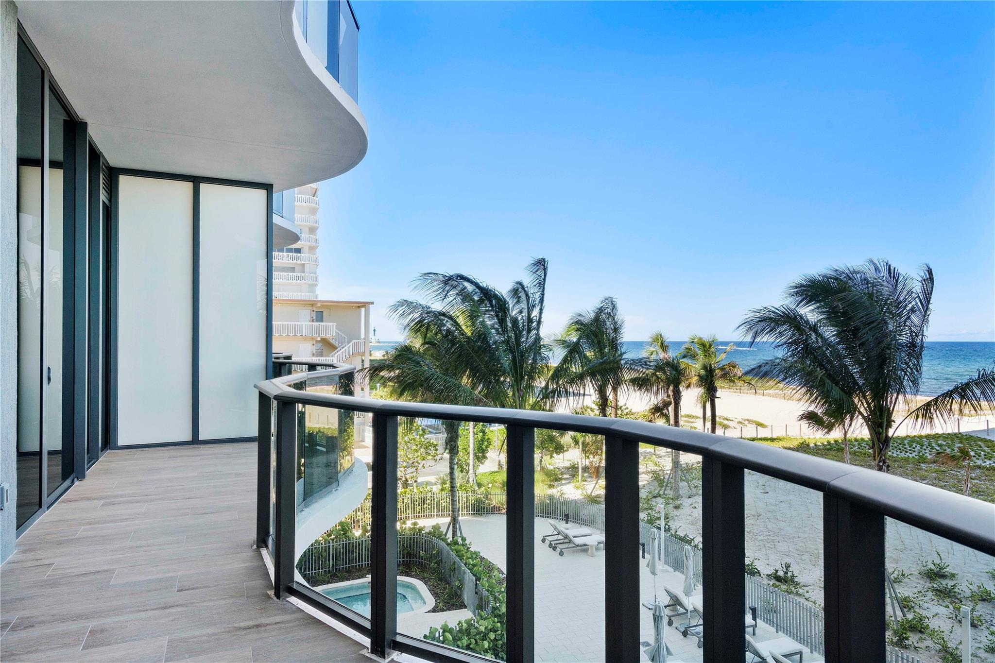 900 N Ocean 305