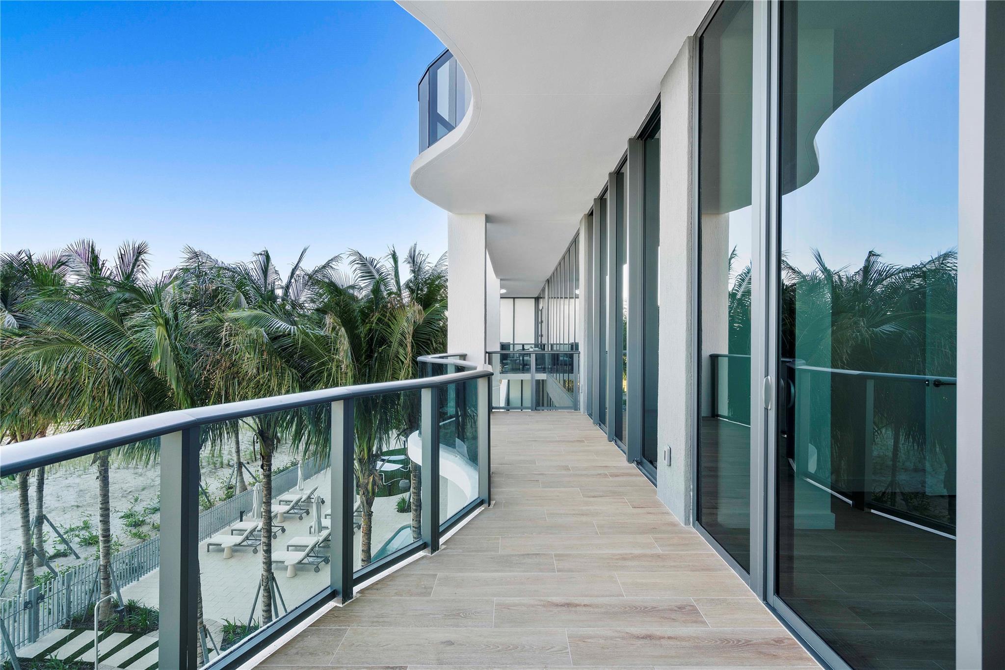 900 N Ocean 305