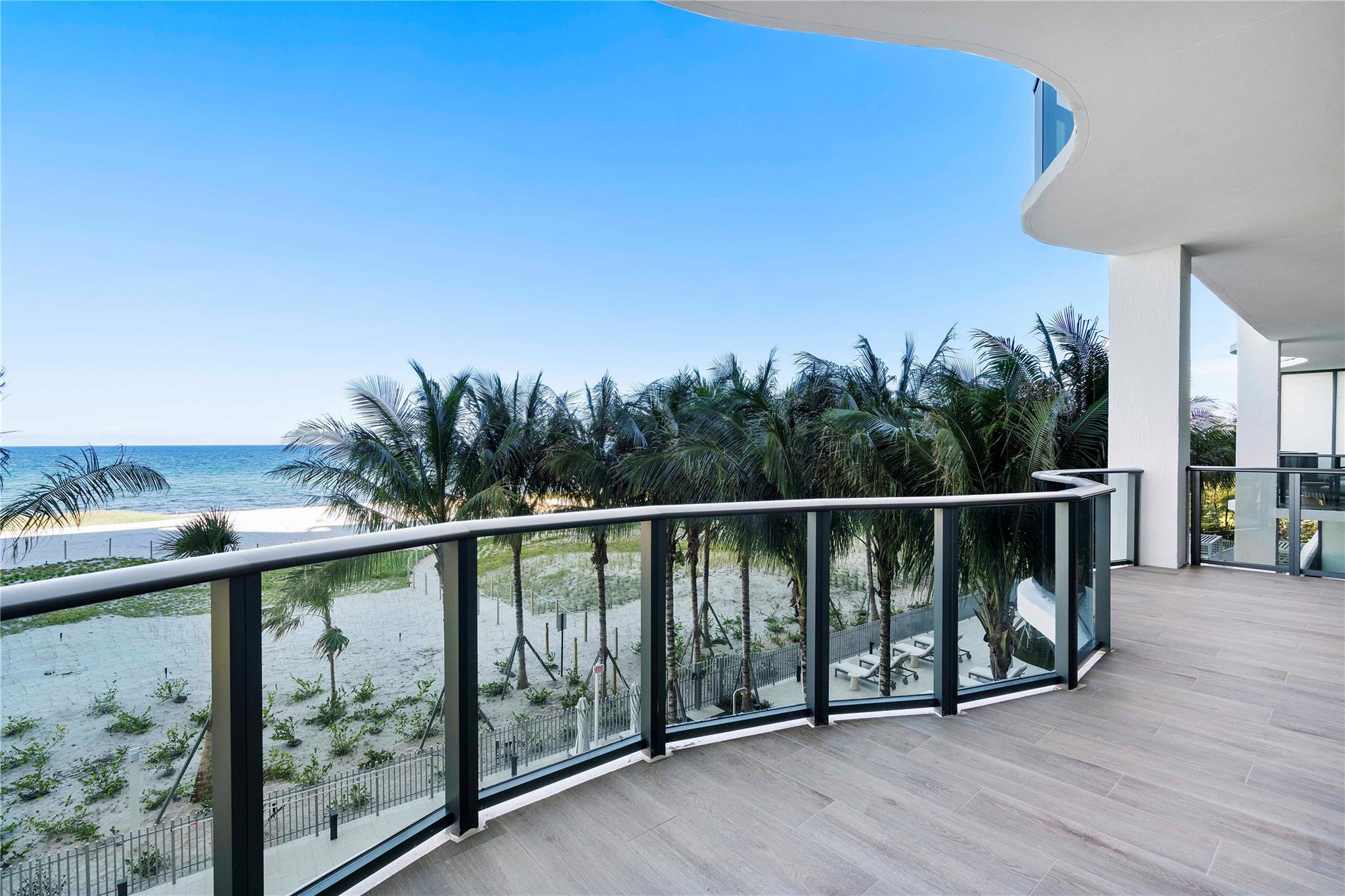 900 N Ocean 305