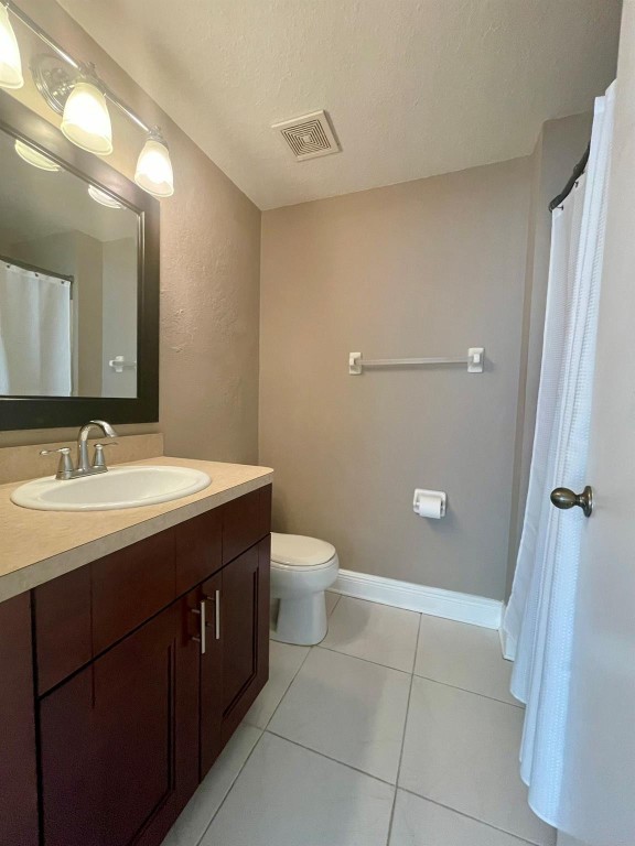 8021 Sanibel Dr 8021