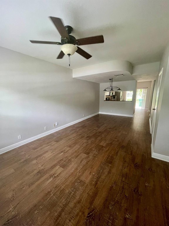 8021 Sanibel Dr 8021