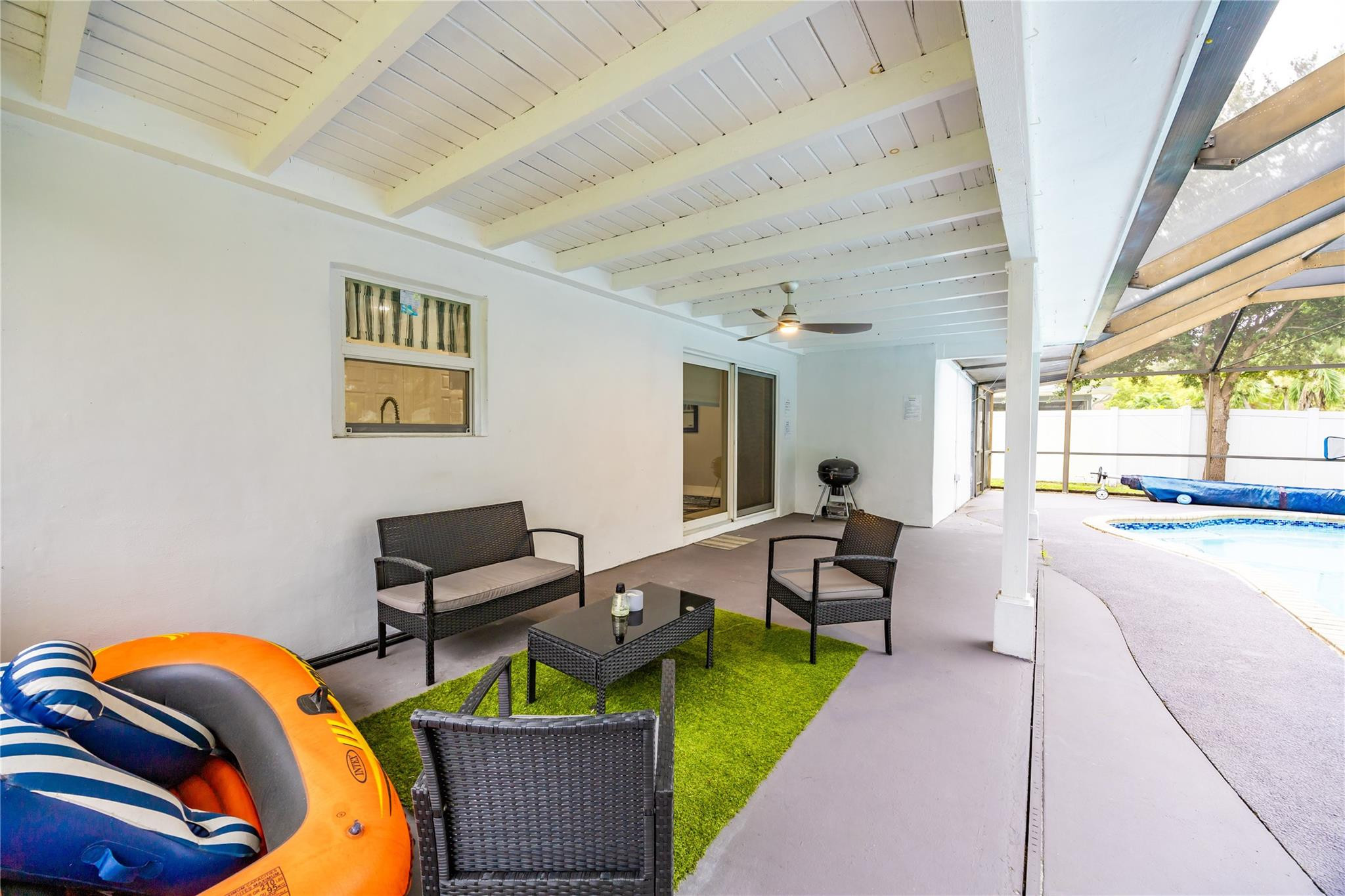 6431 NW 34th Ave