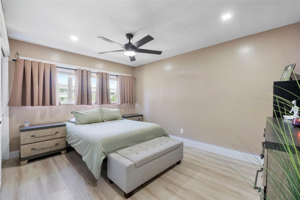 5208 NE 24th Ter F218