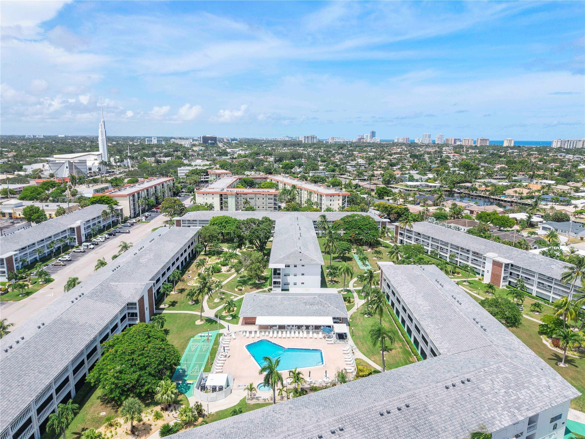 5208 NE 24th Ter F218