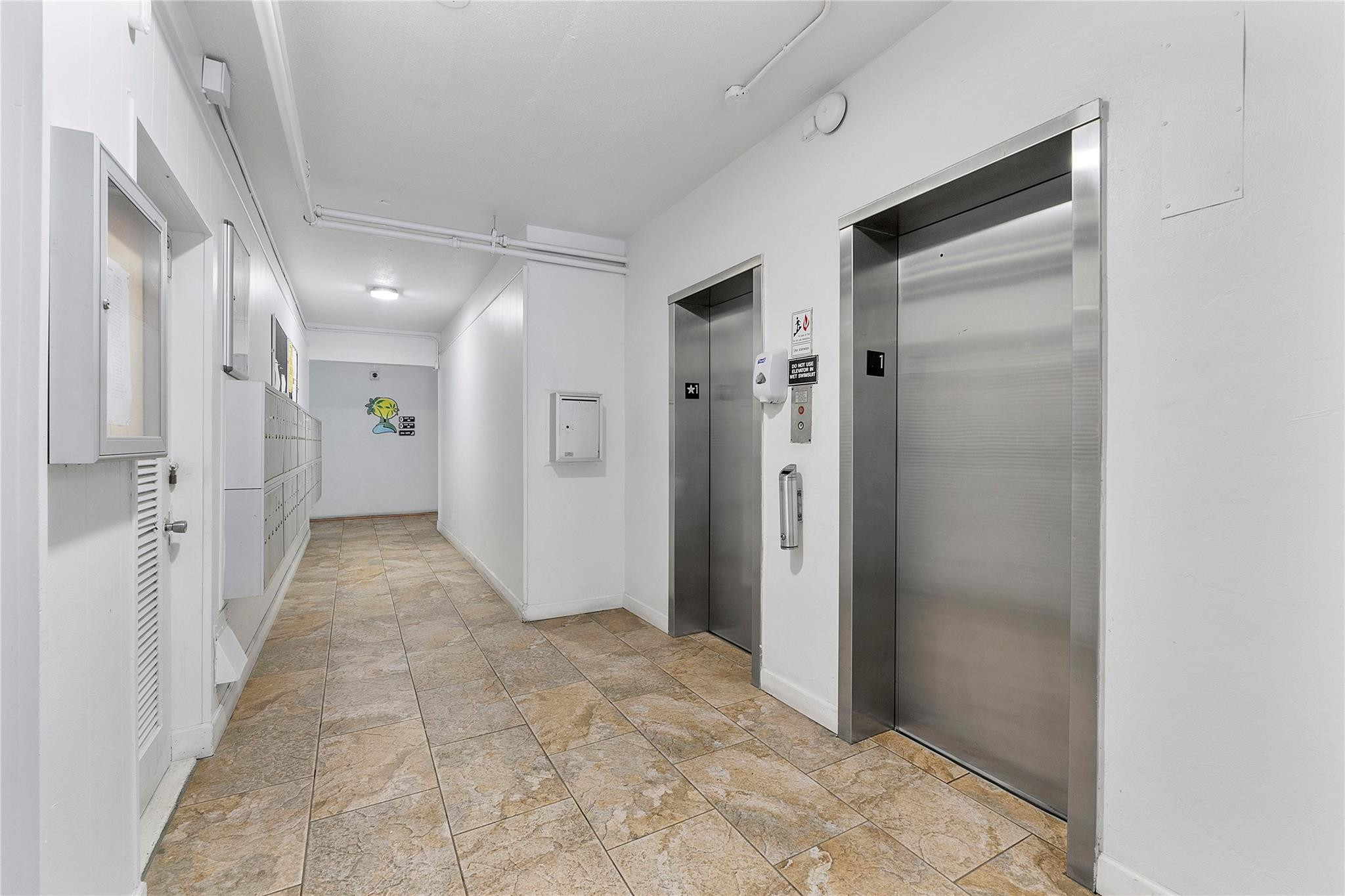 5208 NE 24th Ter F218