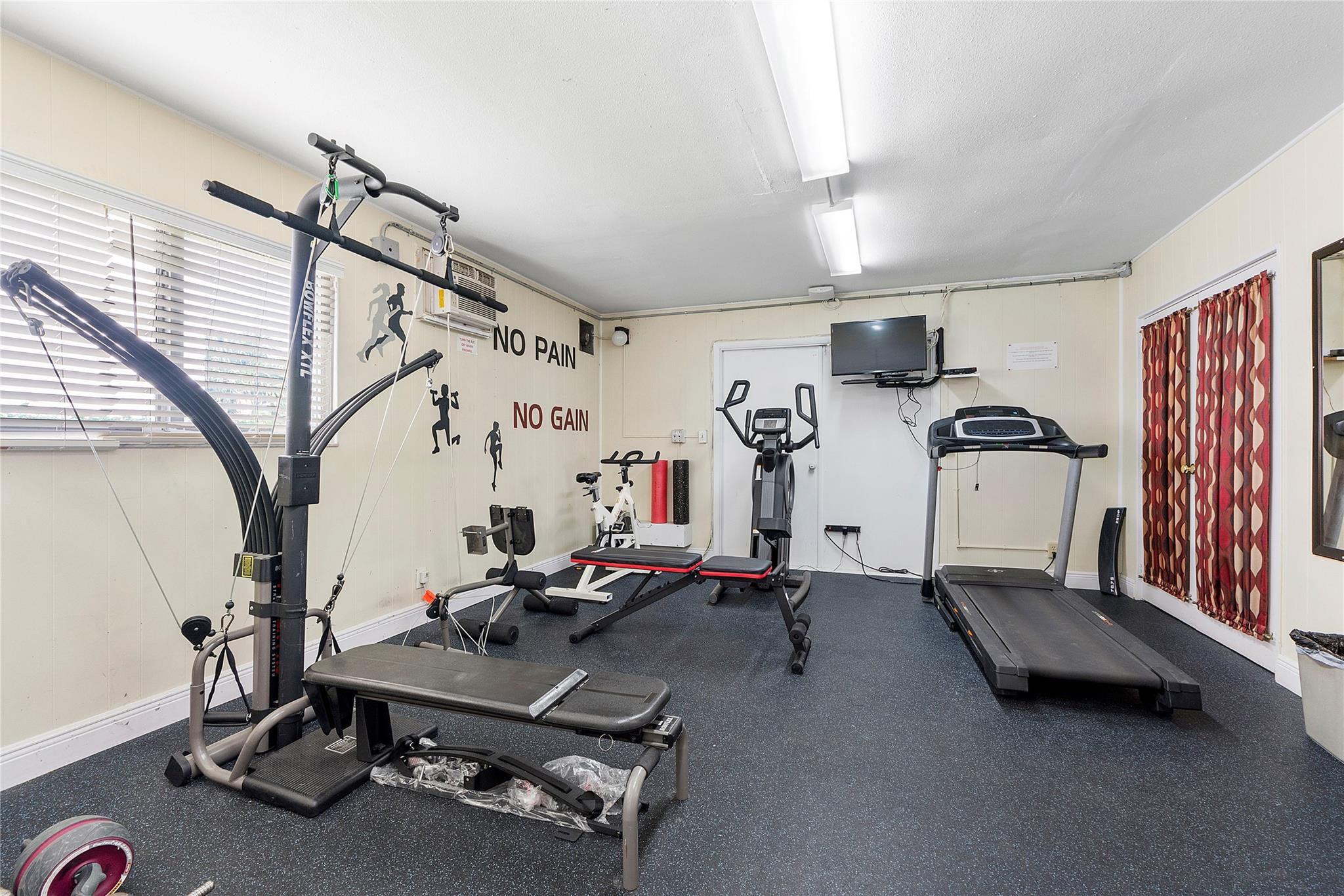 5208 NE 24th Ter F218