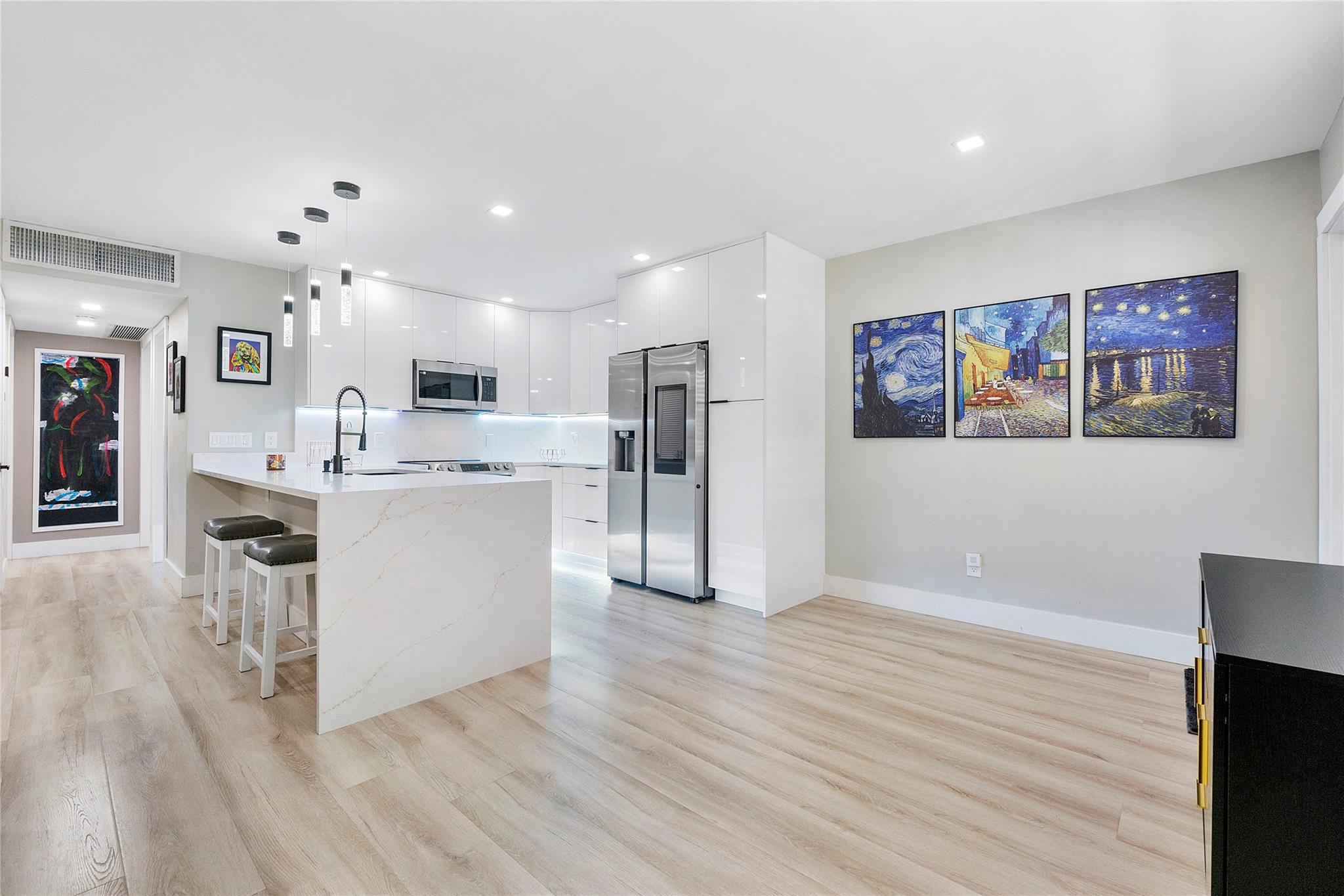 5208 NE 24th Ter F218