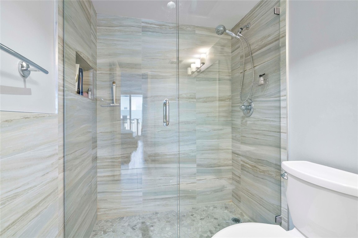 1160 N Federal Hwy 1020