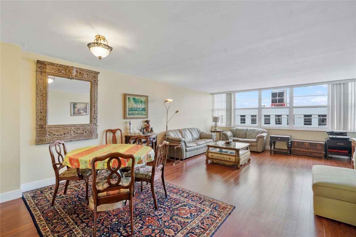 1160 N Federal Hwy 1020