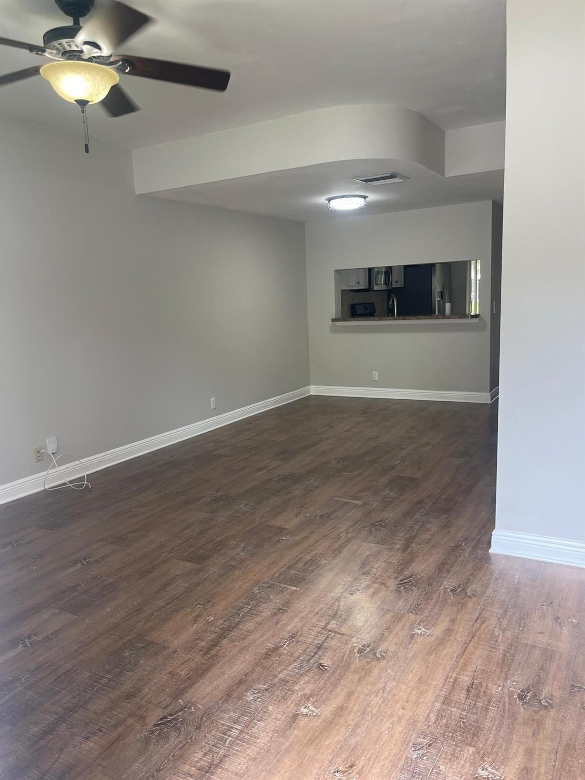 8021 Sanibel Dr