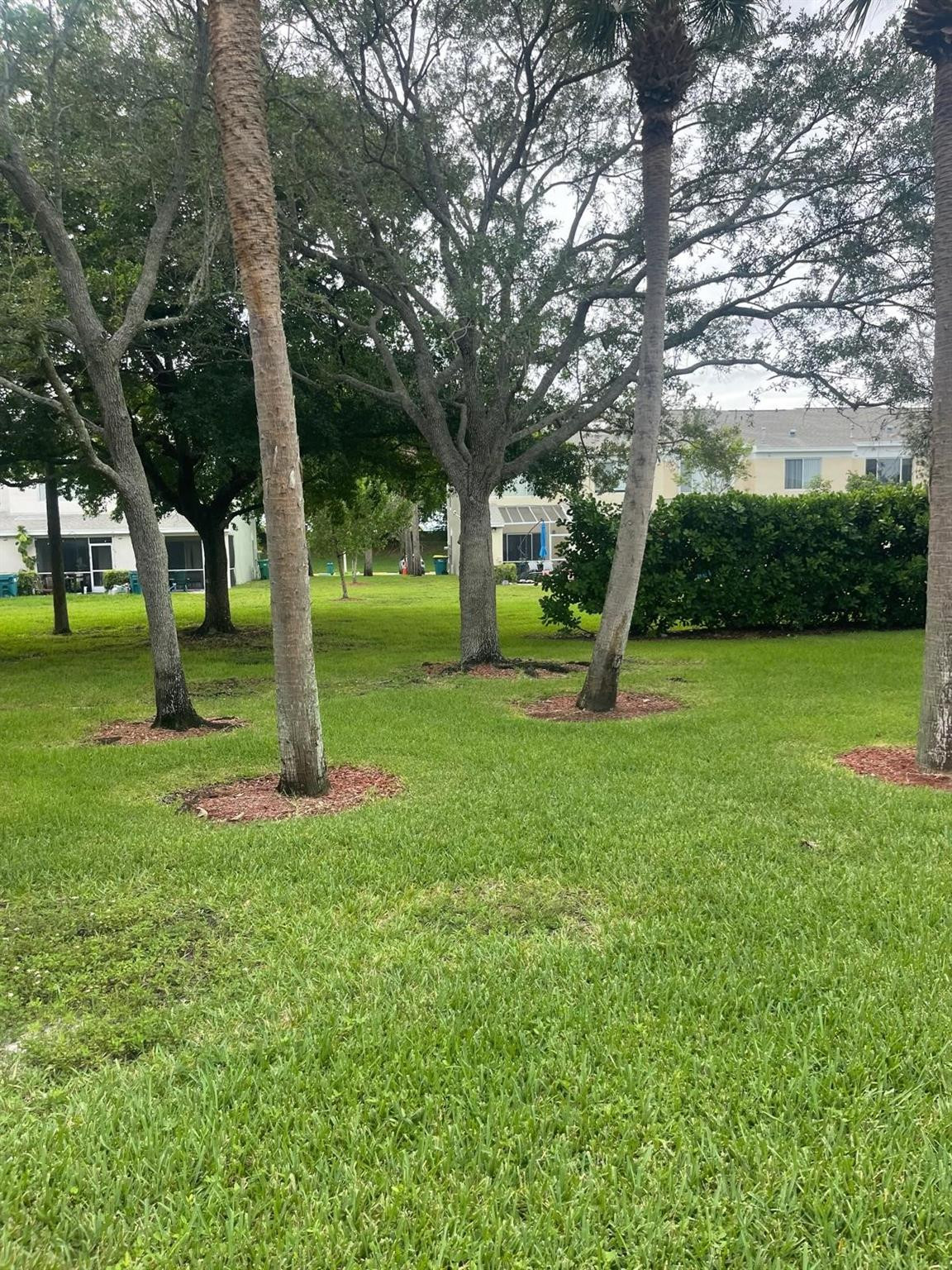 8021 Sanibel Dr