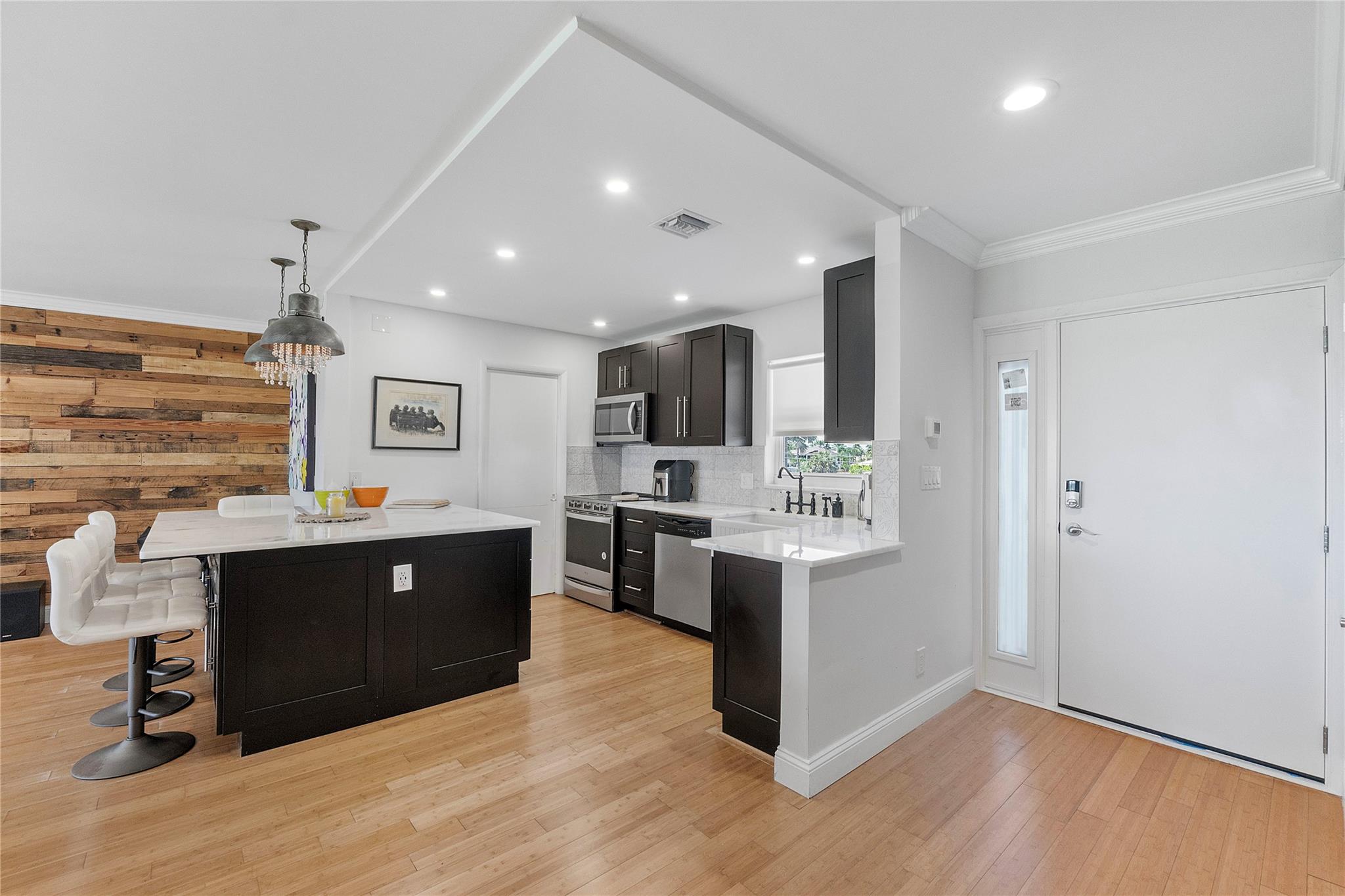 2701 S Ocean Blvd 15