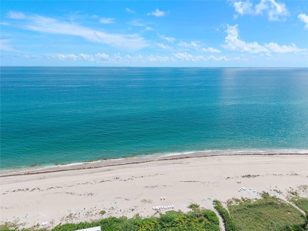 2701 S Ocean Blvd 15