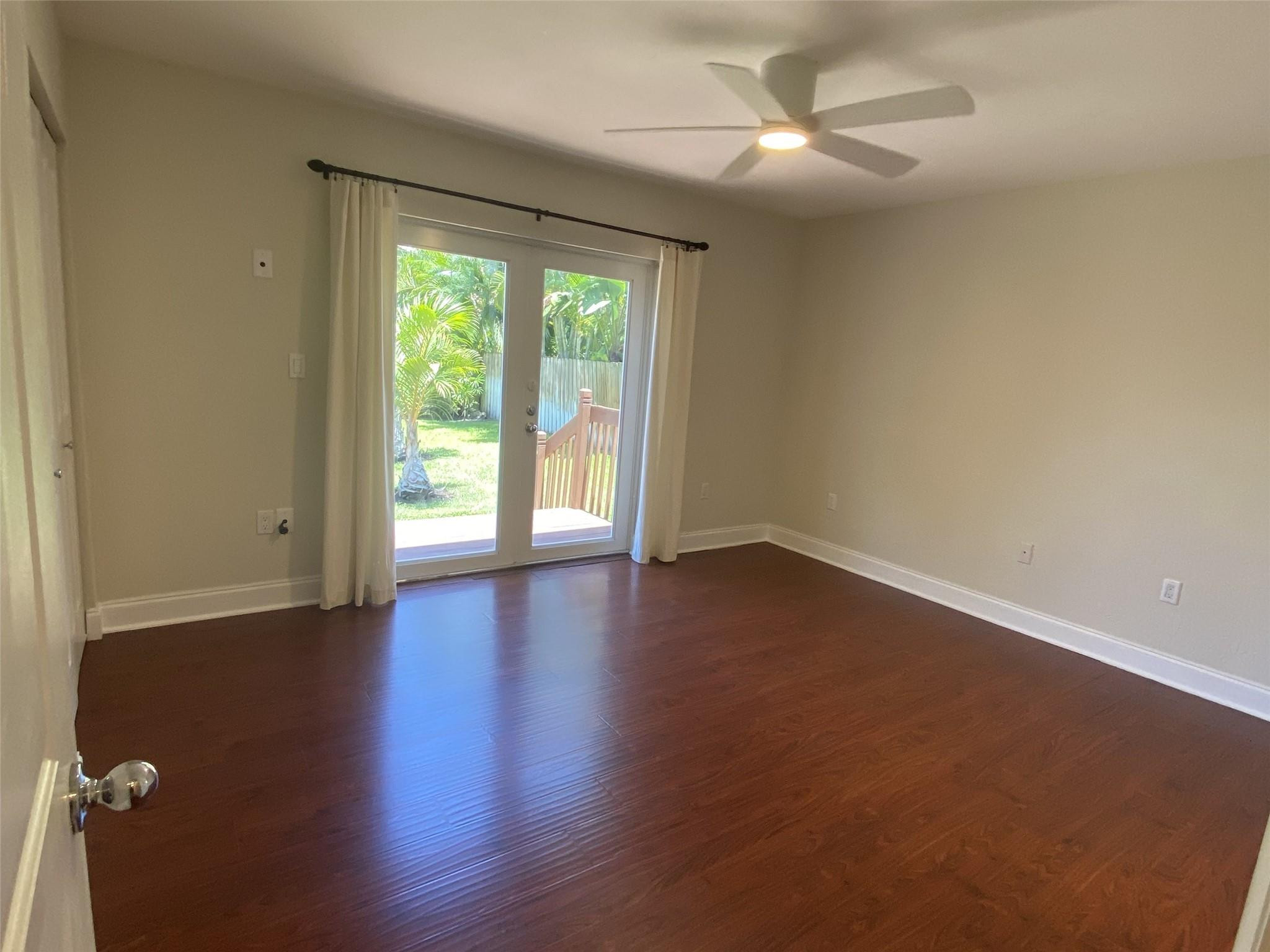 300 NE 17th Ave